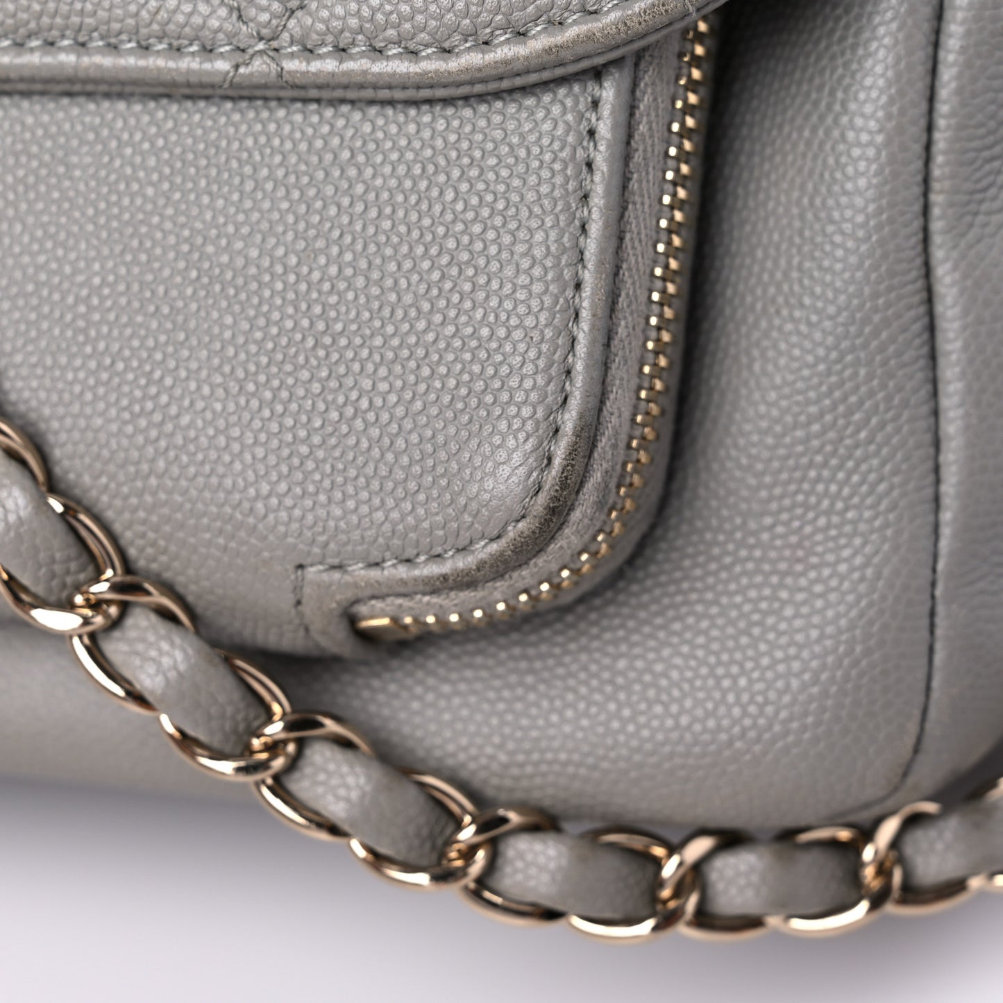 Caviar Quilted Large Business Affinity Flap Grey