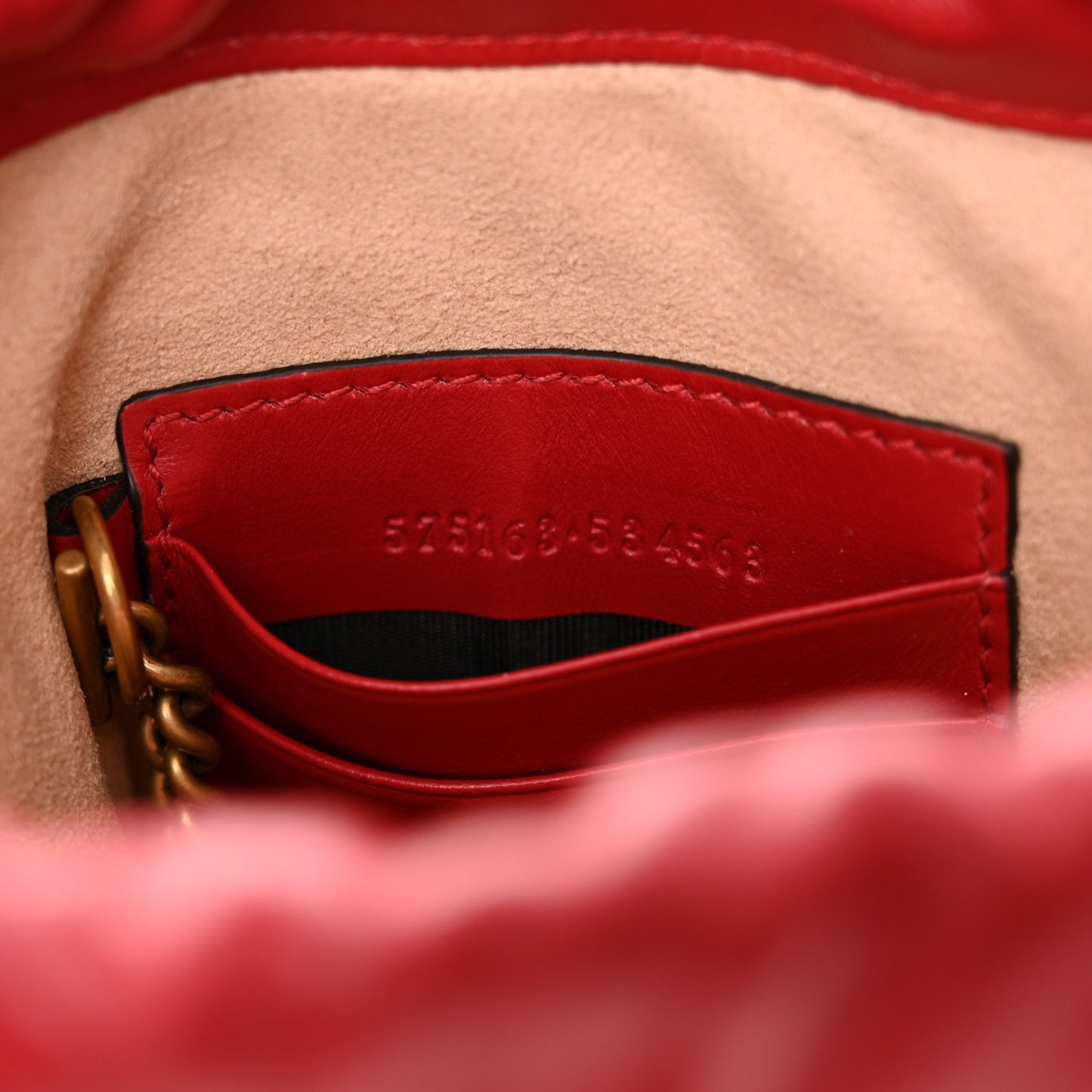 Calfskin Matelasse Mini GG Marmont 2.0 Bucket Bag Hibiscus Red