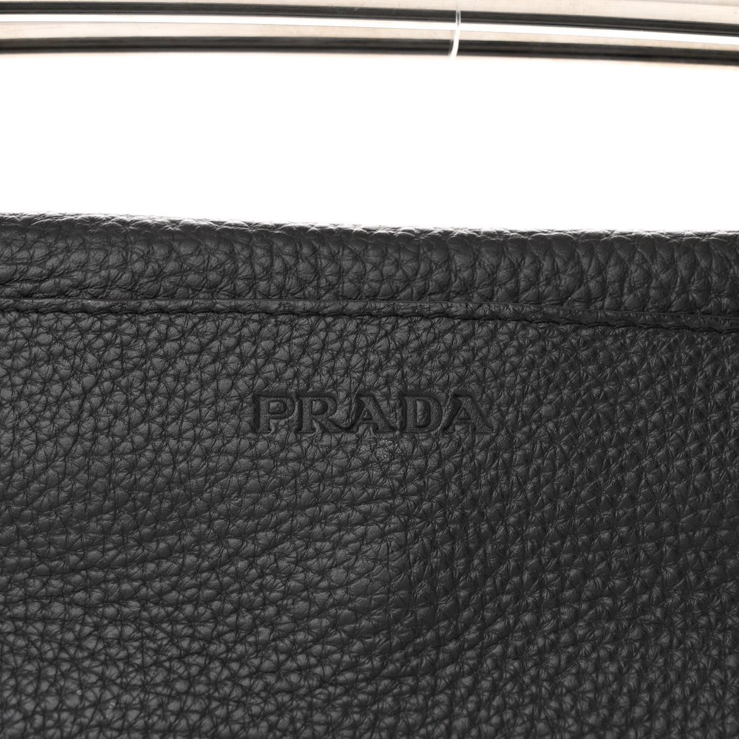 Vitello Daino Steel Handle Clutch Black