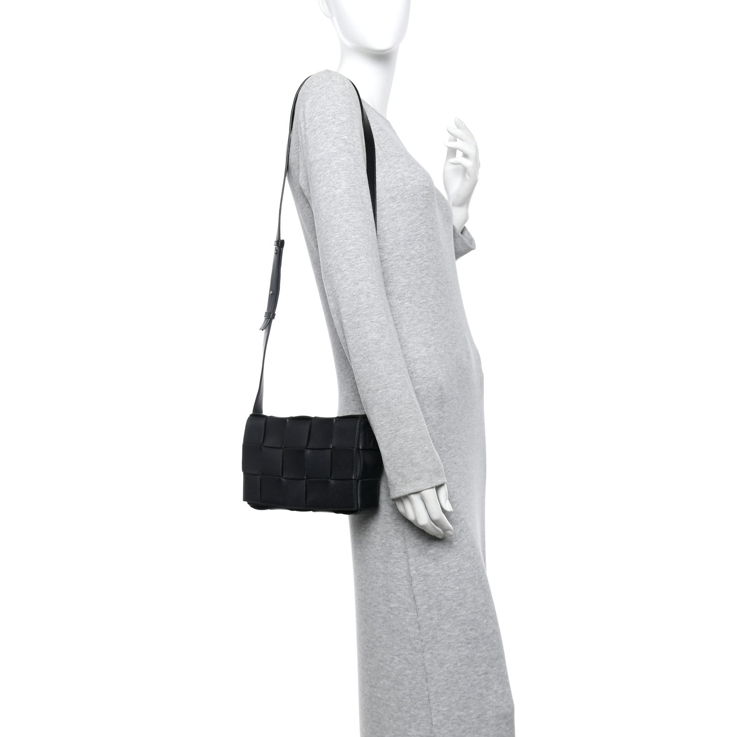 Bottega Veneta Lambskin Maxi Intrecciato Cassette Crossbody Bag Black 2 of 10