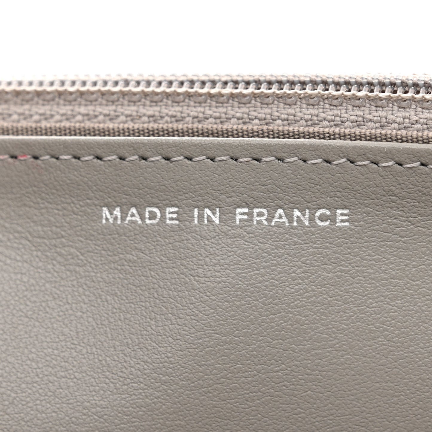 Caviar Quilted Boy Wallet On Chain WOC Grey