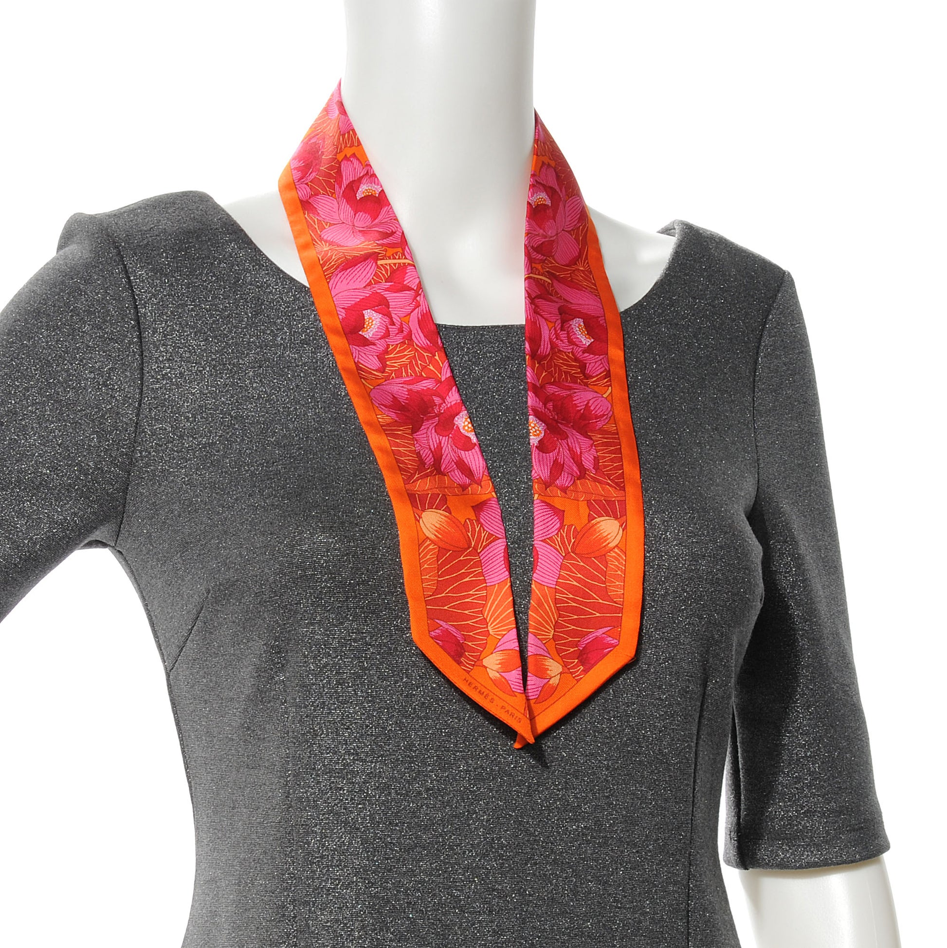 Hermes Silk Fleurs De Lotus Twilly Corail 2 of 6