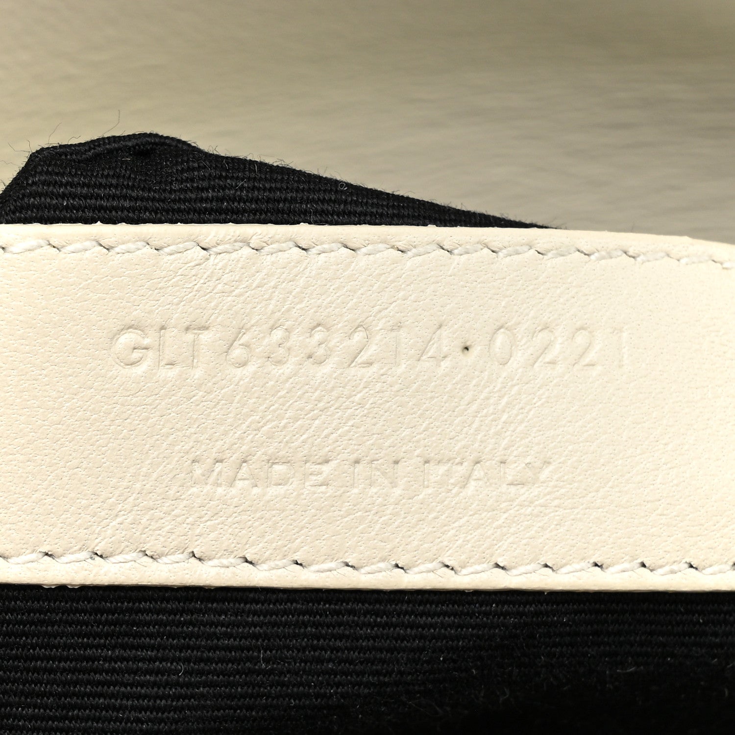 Saint Laurent Smooth Calfskin Carre Satchel Crema Soft 7 of 13