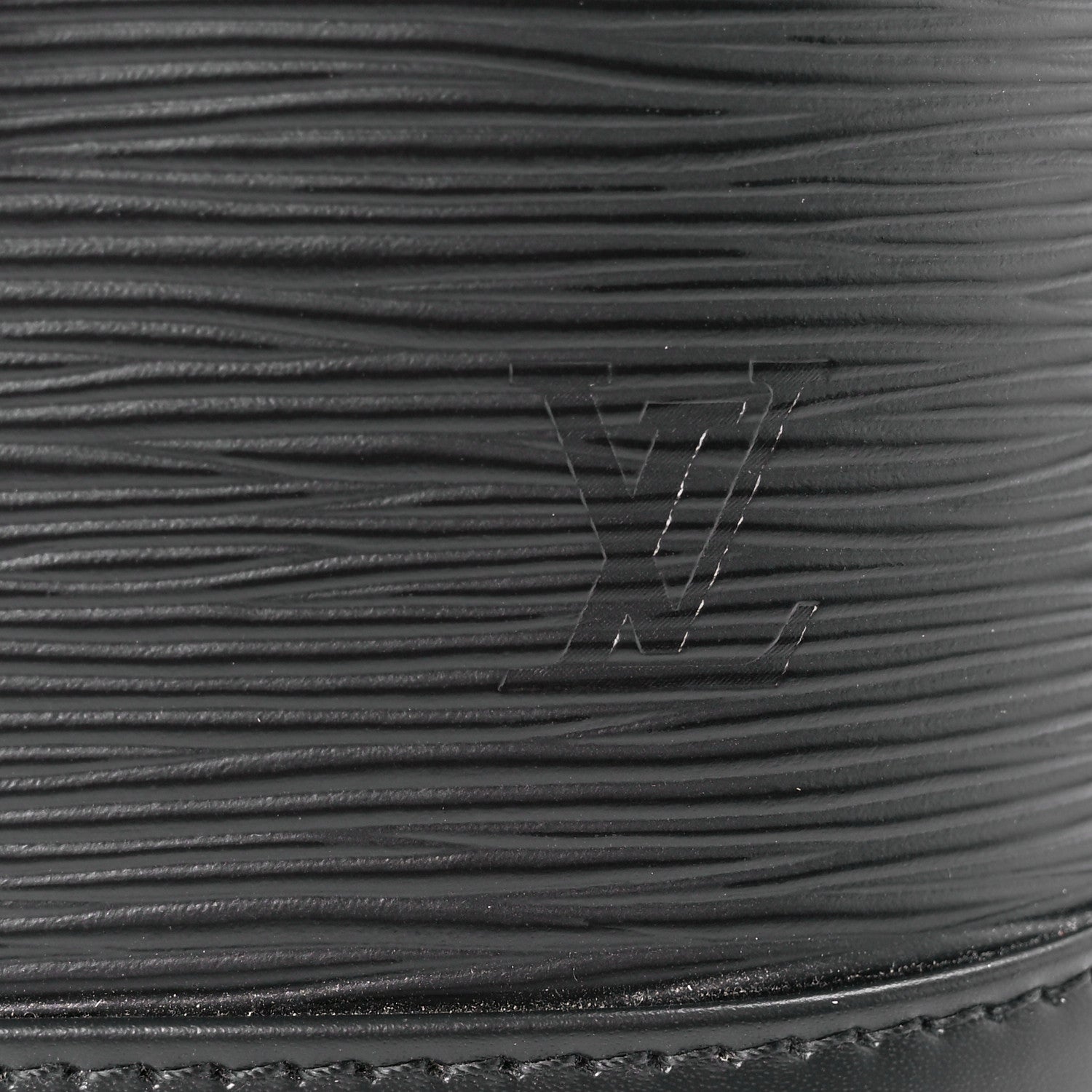 Louis Vuitton Epi Alma BB Black 7 of 12