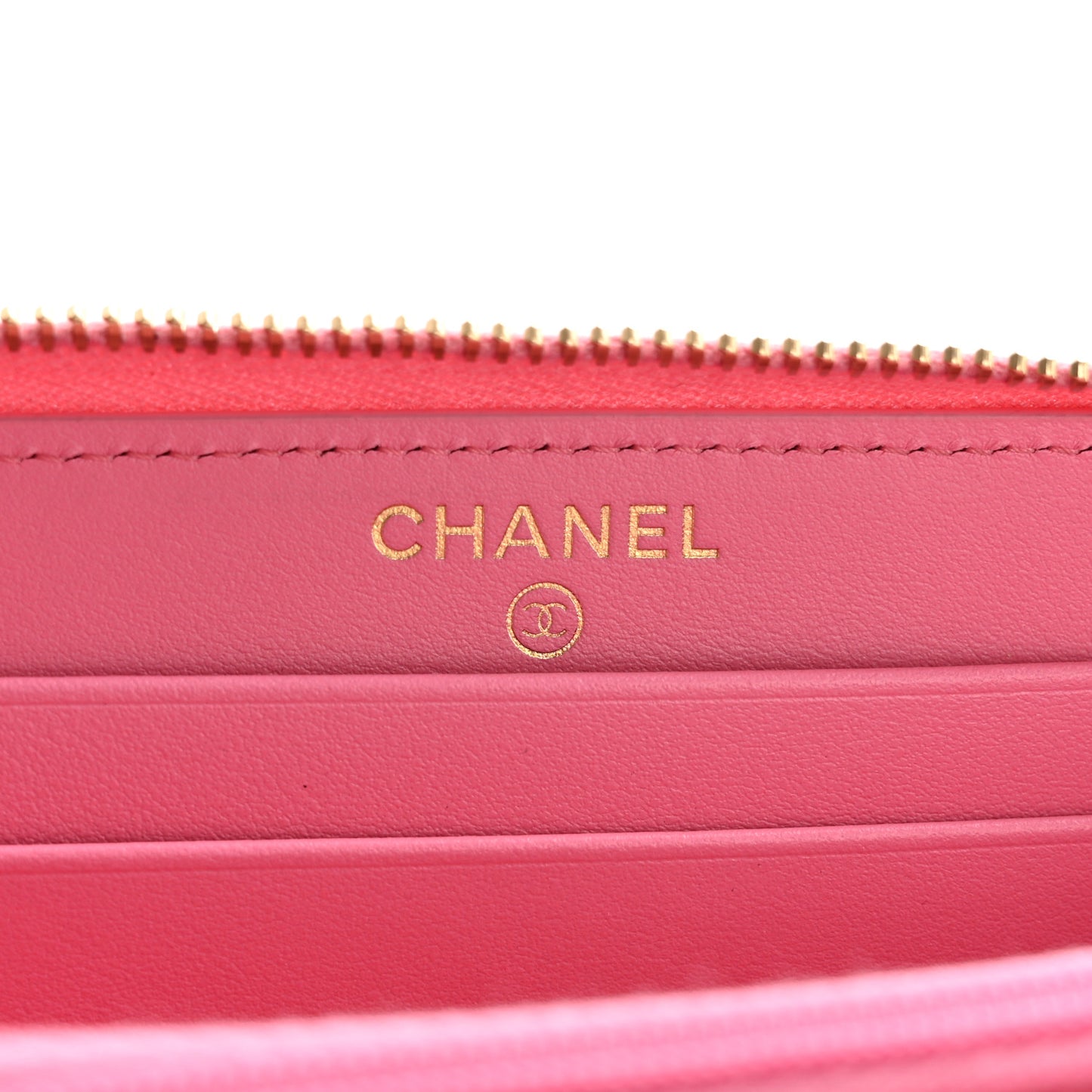Caviar Quilted Medium Zip Around Wallet Pink