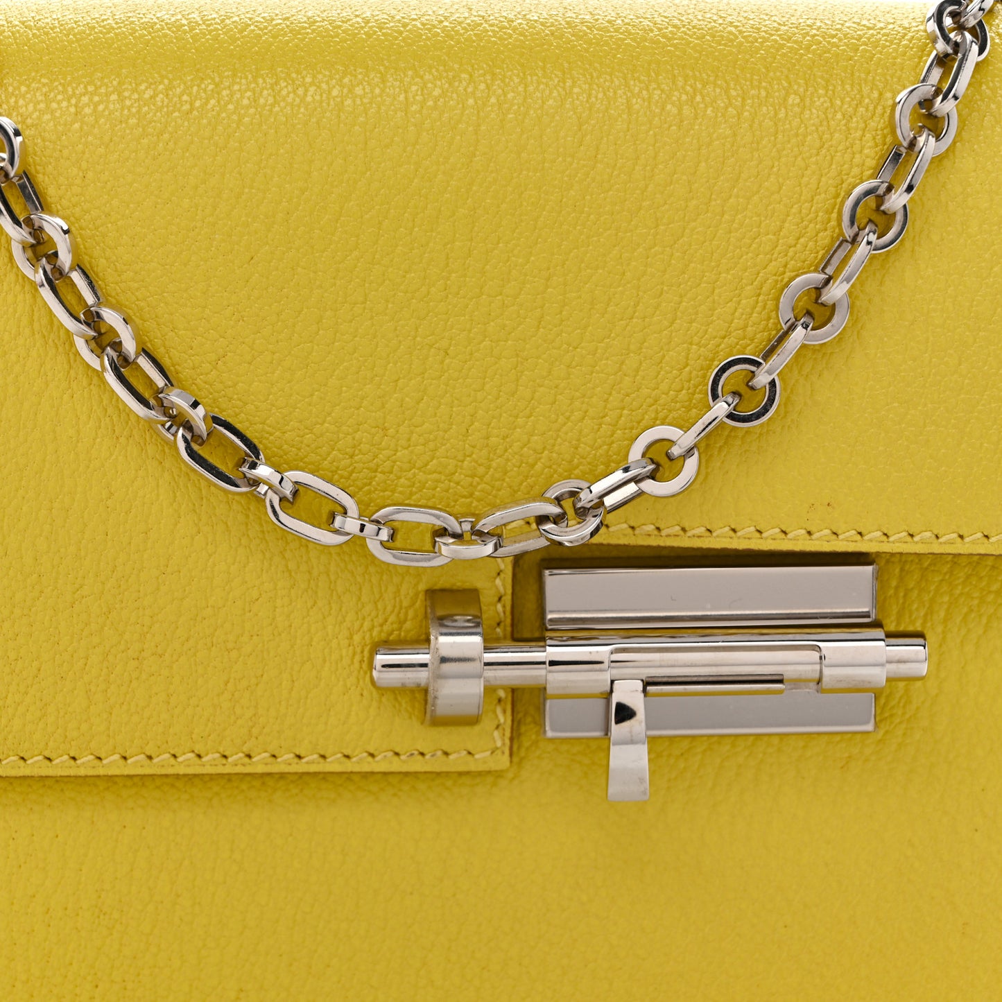 Chevre Mysore Mini Verrou Chaine Bag Lime