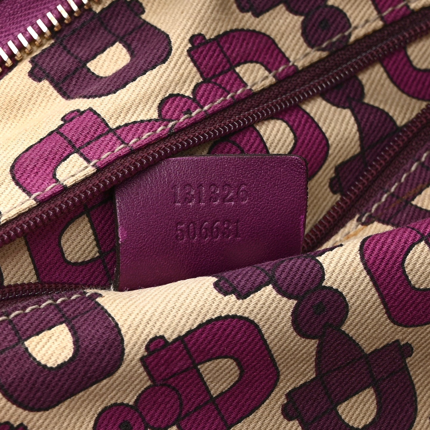Guccissima Abbey Messenger Bag Purple