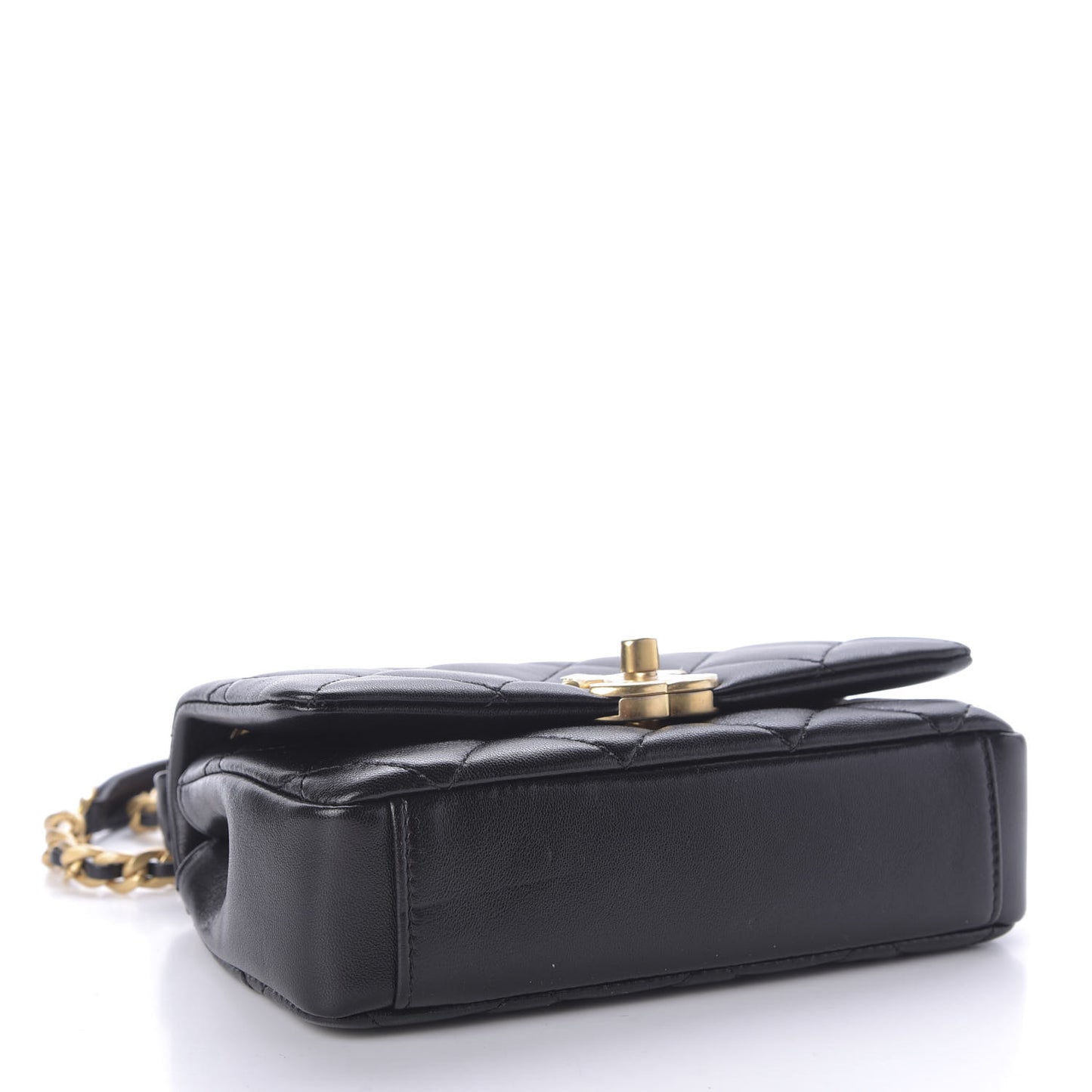 Shiny Lambskin Small Chain Is More Flap Black