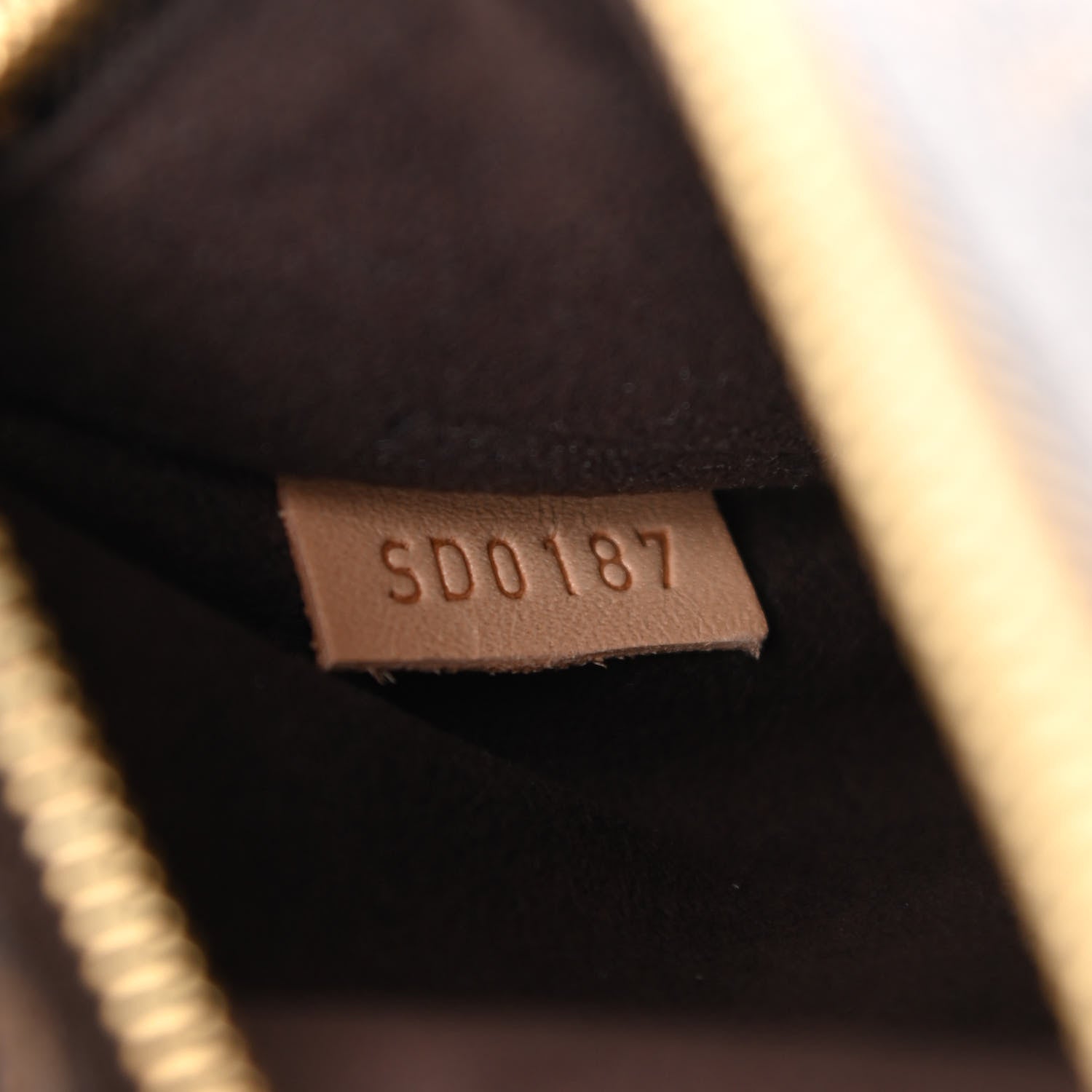 Louis Vuitton Monogram Pochette Metis 8 of 13