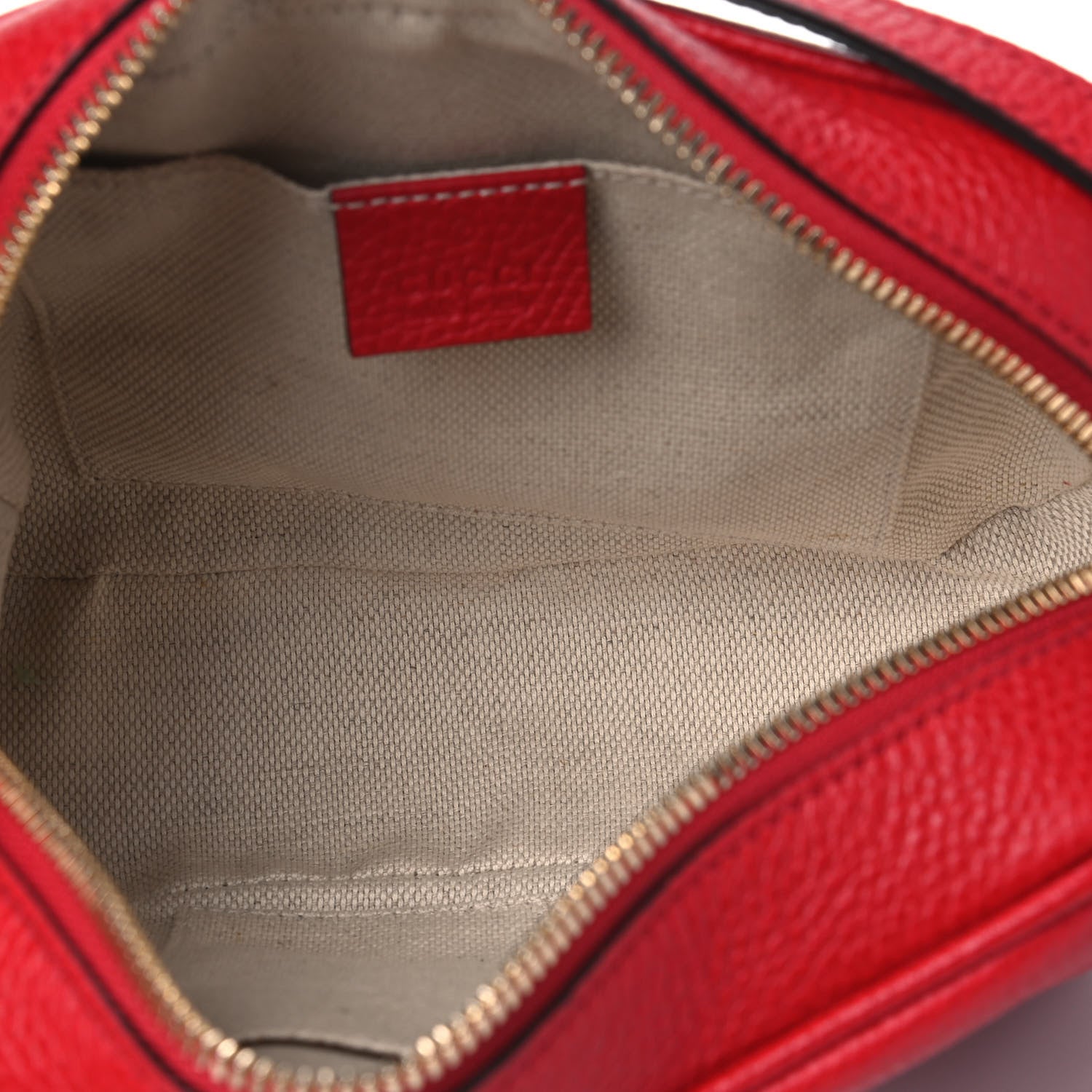 Gucci Pebbled Calfskin Small Soho Disco Bag Tabasco Red 4 of 4