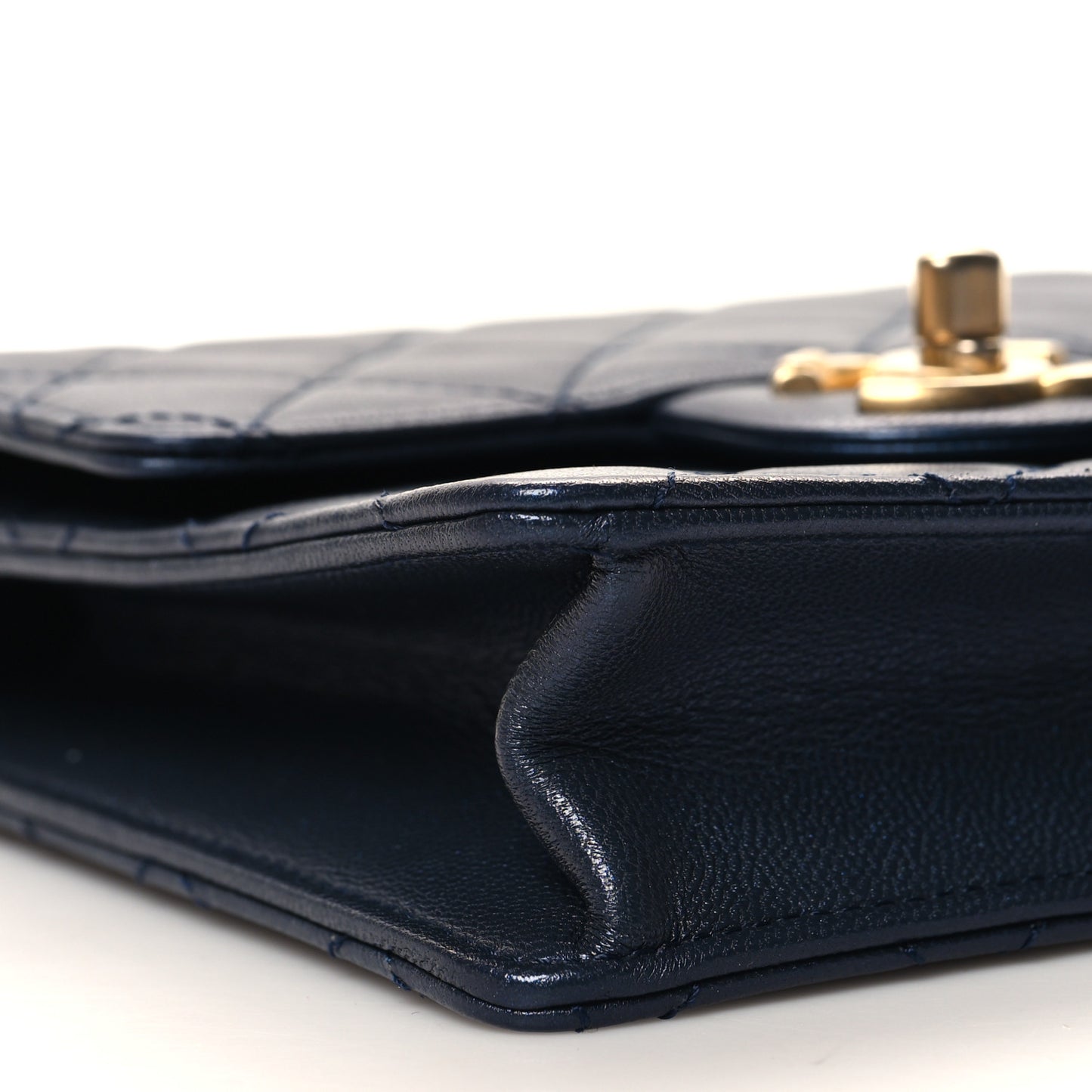 Iridescent Lambskin Quilted Chic Pearls Flap Navy Blue