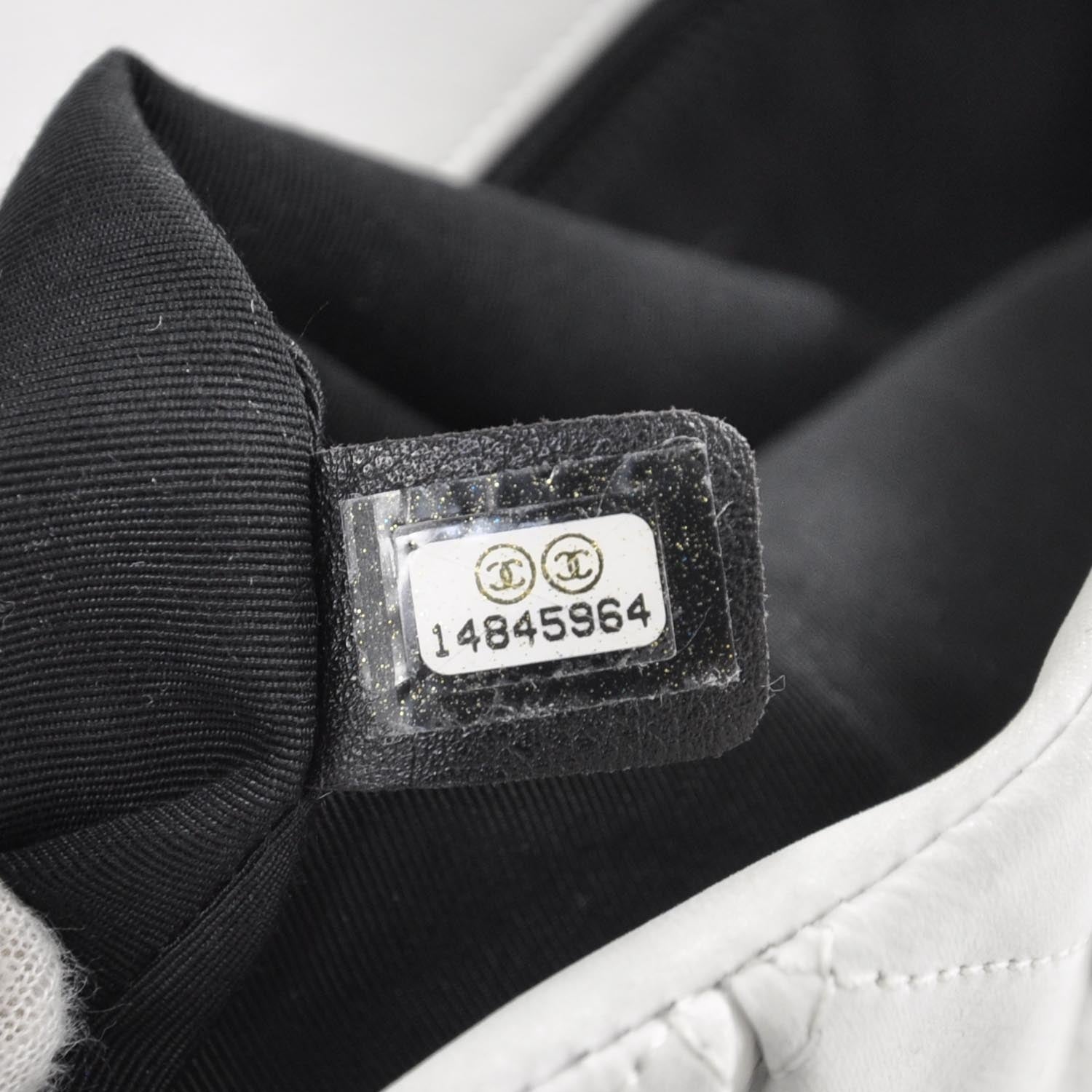 Chanel Iridescent Calfskin Chic Quilt Flap White 8 of 9