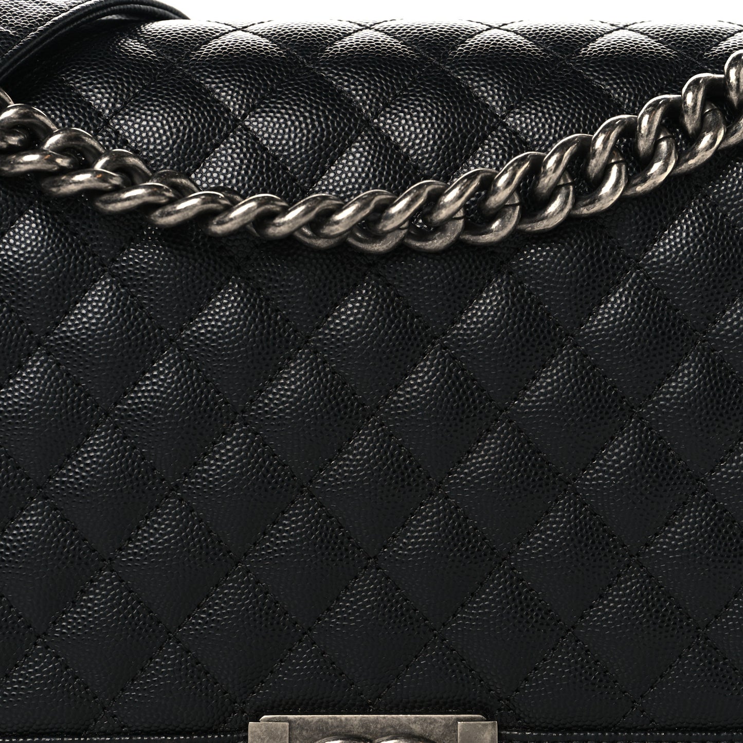 Caviar Quilted New Medium Boy Flap Black