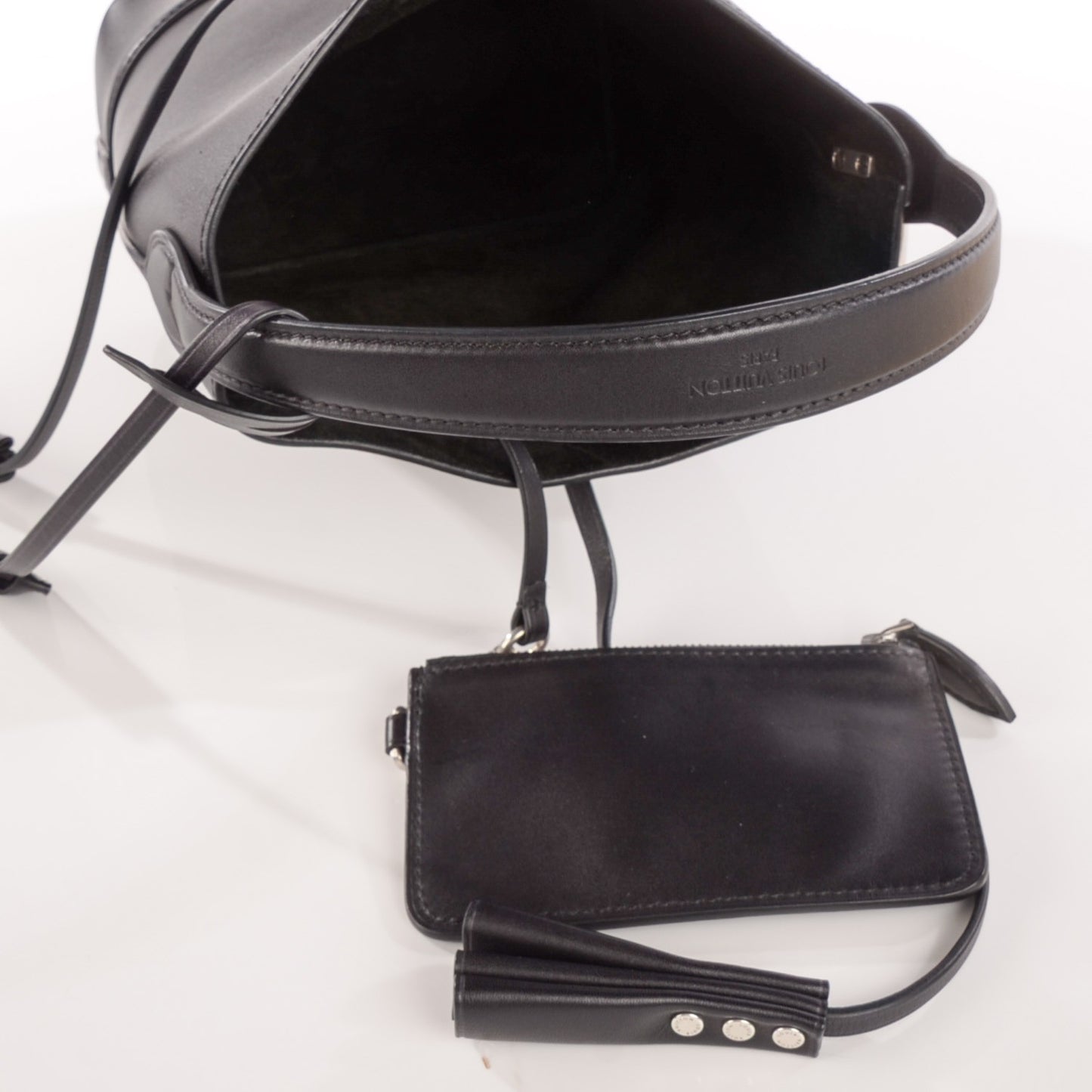 Smooth Calfskin NN14 Cuir Nuance GM Black