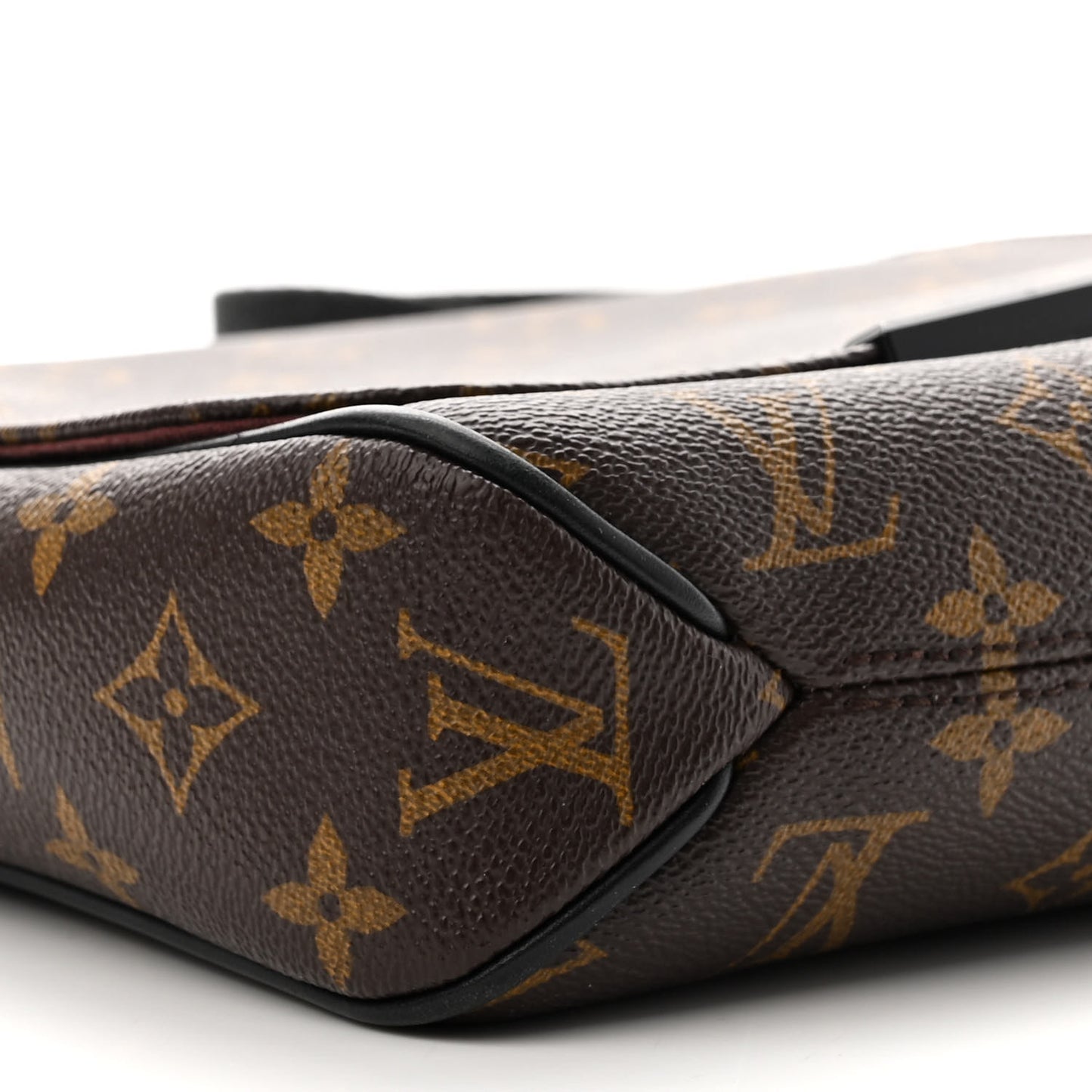 Monogram Macassar District PM