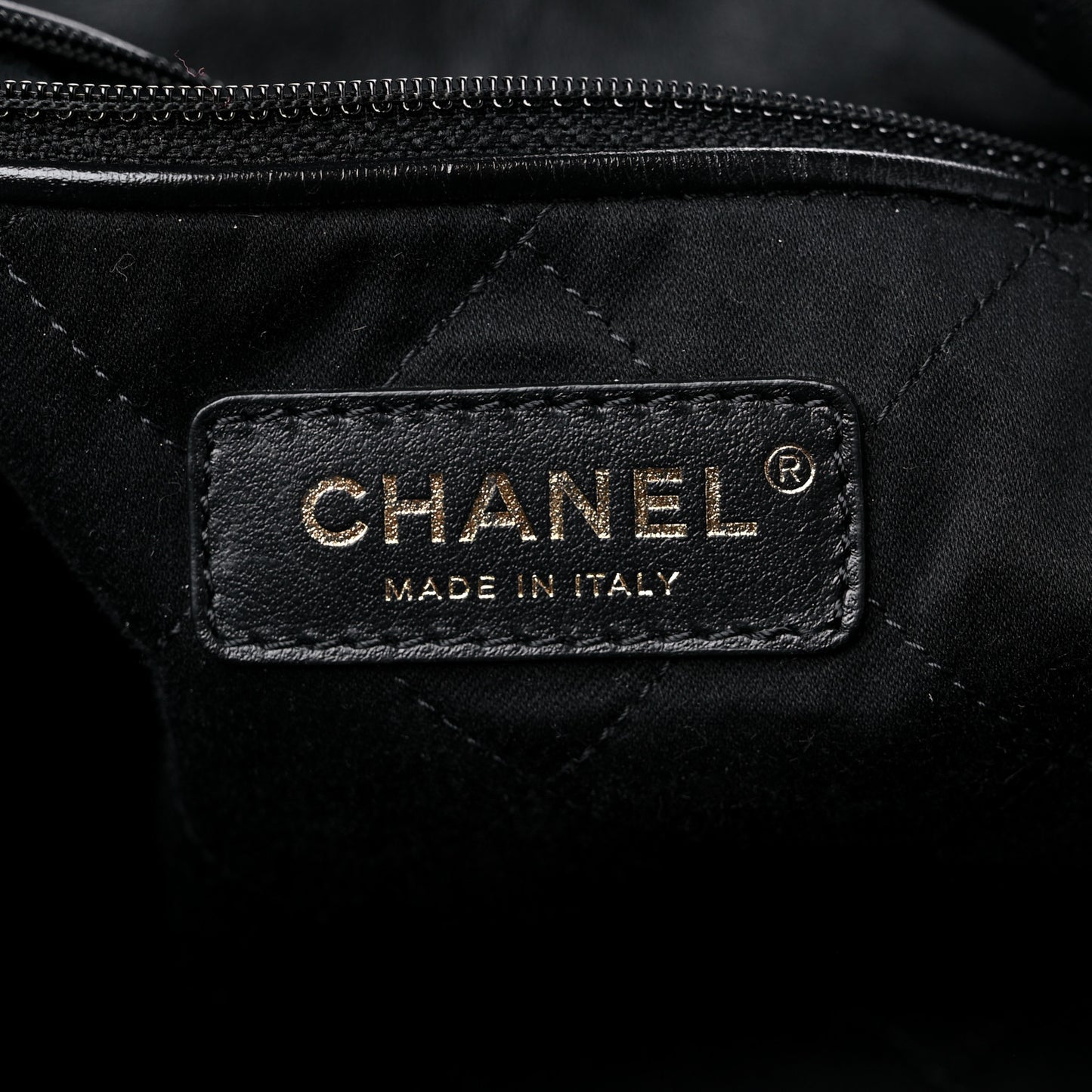 Shiny Calfskin Quilted Large Chanel 22 Black