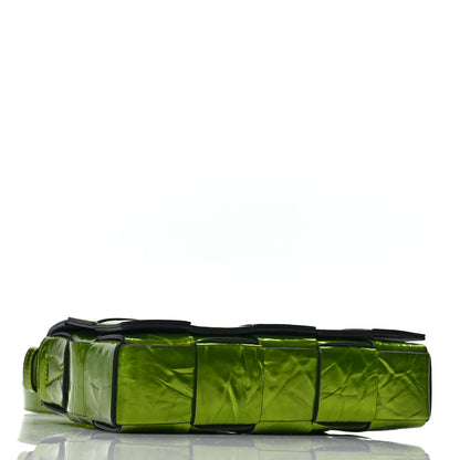 Bottega Veneta Metallic Crushed Calfskin Maxi Intrecciato Cassette Crossbody Bag Chlorophyll 4 of 9