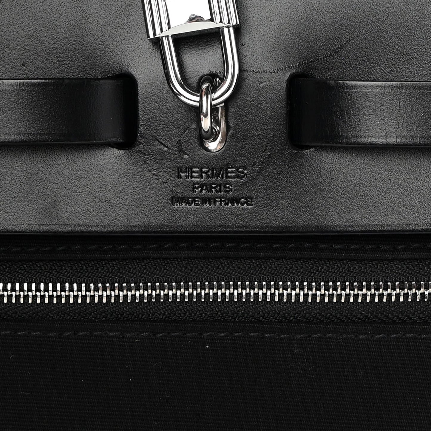 Military Toile Vache Hunter Herbag Zip 31 PM Black