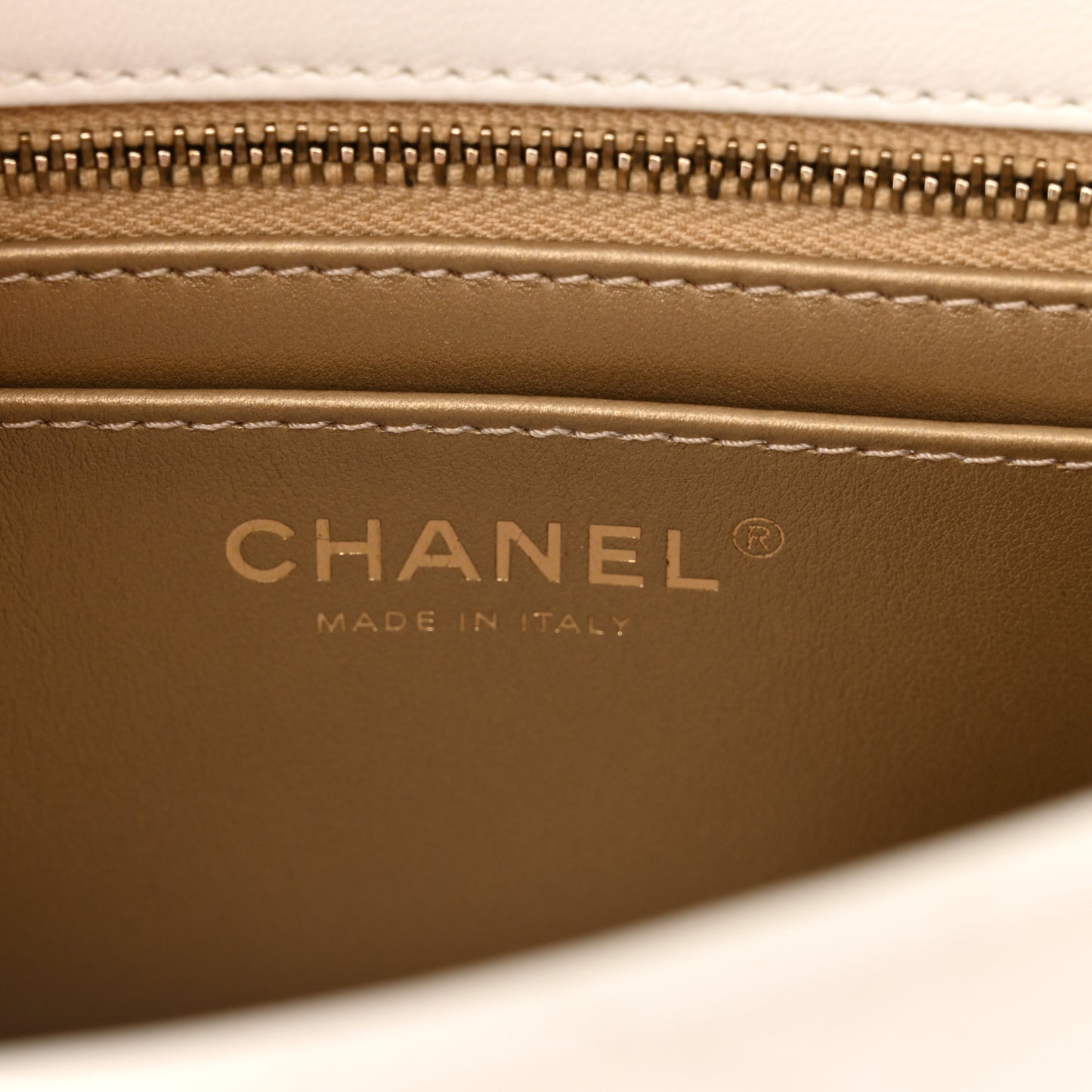 Lambskin Quilted Mini Pearl Crush Flap White