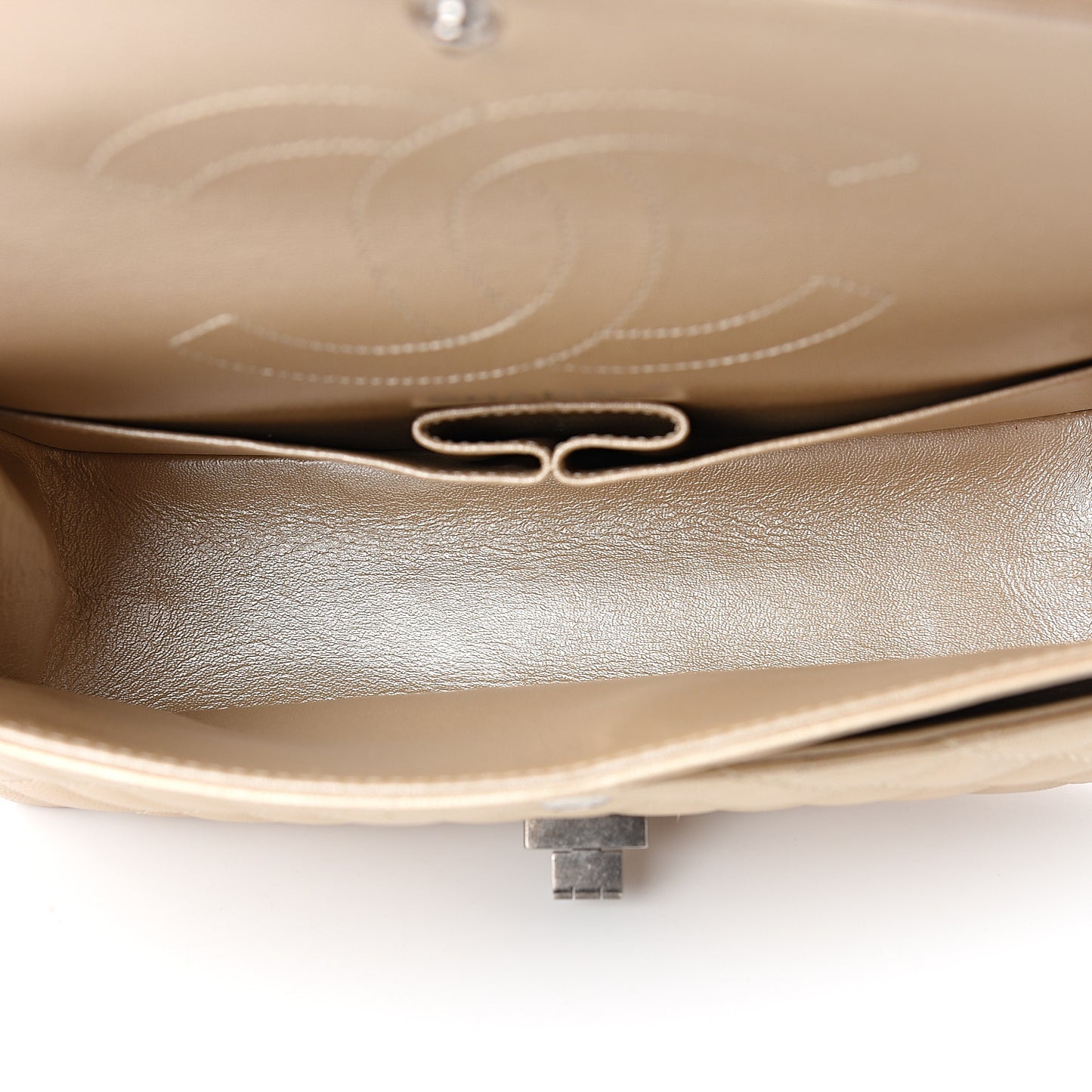 Metallic Sheepskin Quilted 2.55 Reissue 225 Flap Beige