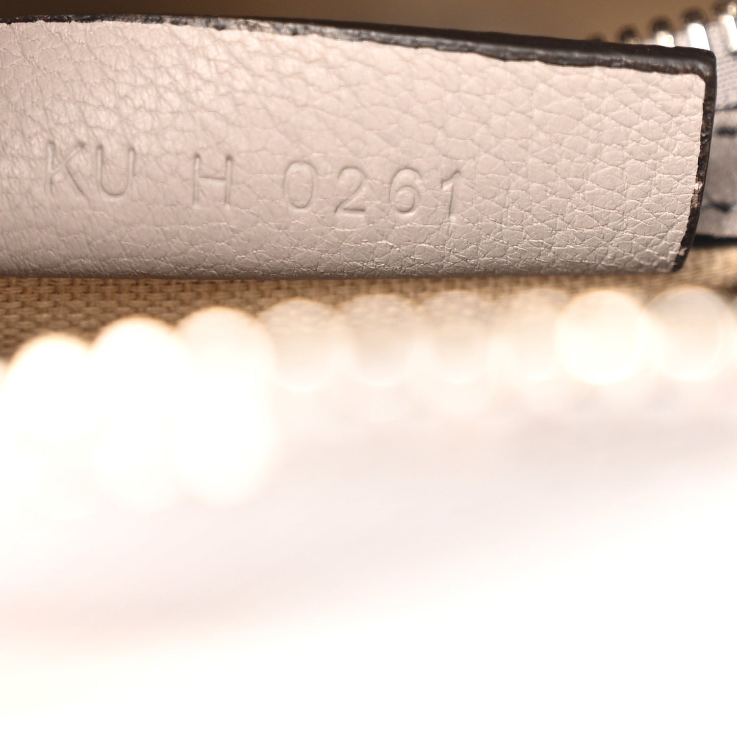 Sugar Goatskin Mini Antigona Pearl Grey