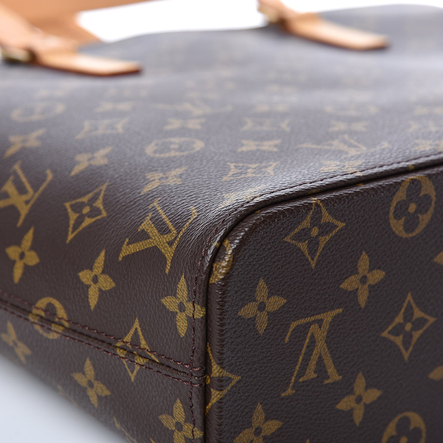 Louis Vuitton Monogram Luco 13 of 15