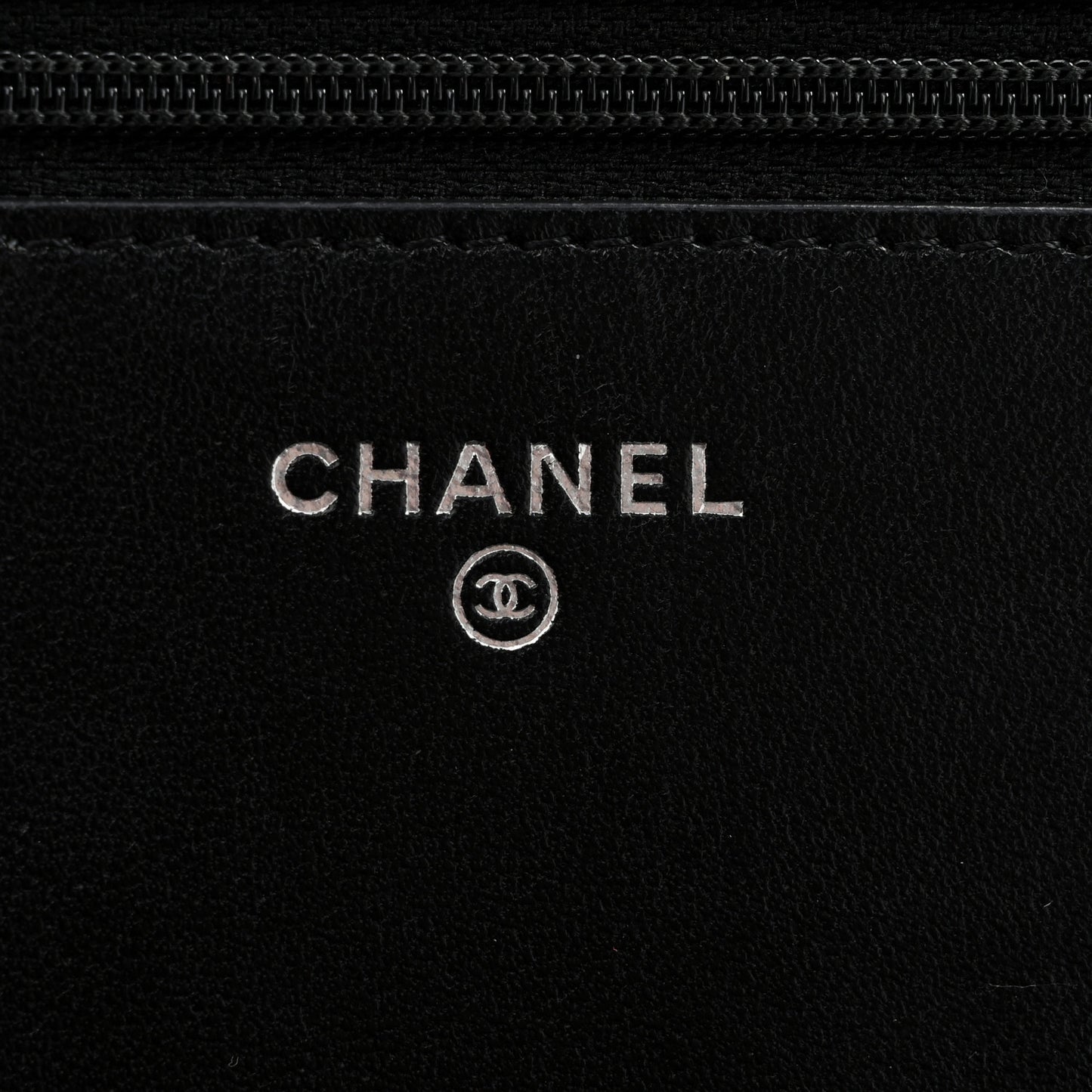 Velvet Mirror Embellished Boy Wallet On Chain WOC Argent