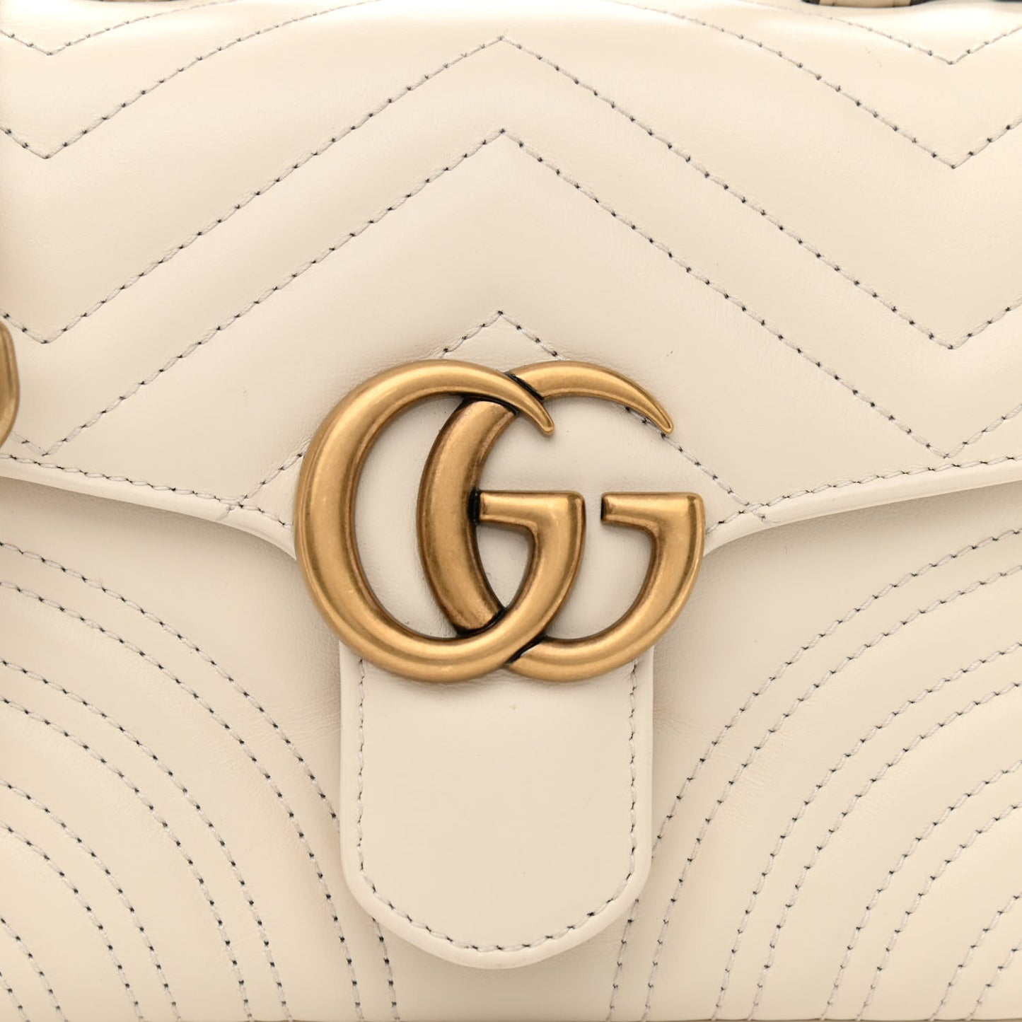 Calfskin Matelasse Mini GG Marmont Top Handle Shoulder Bag White