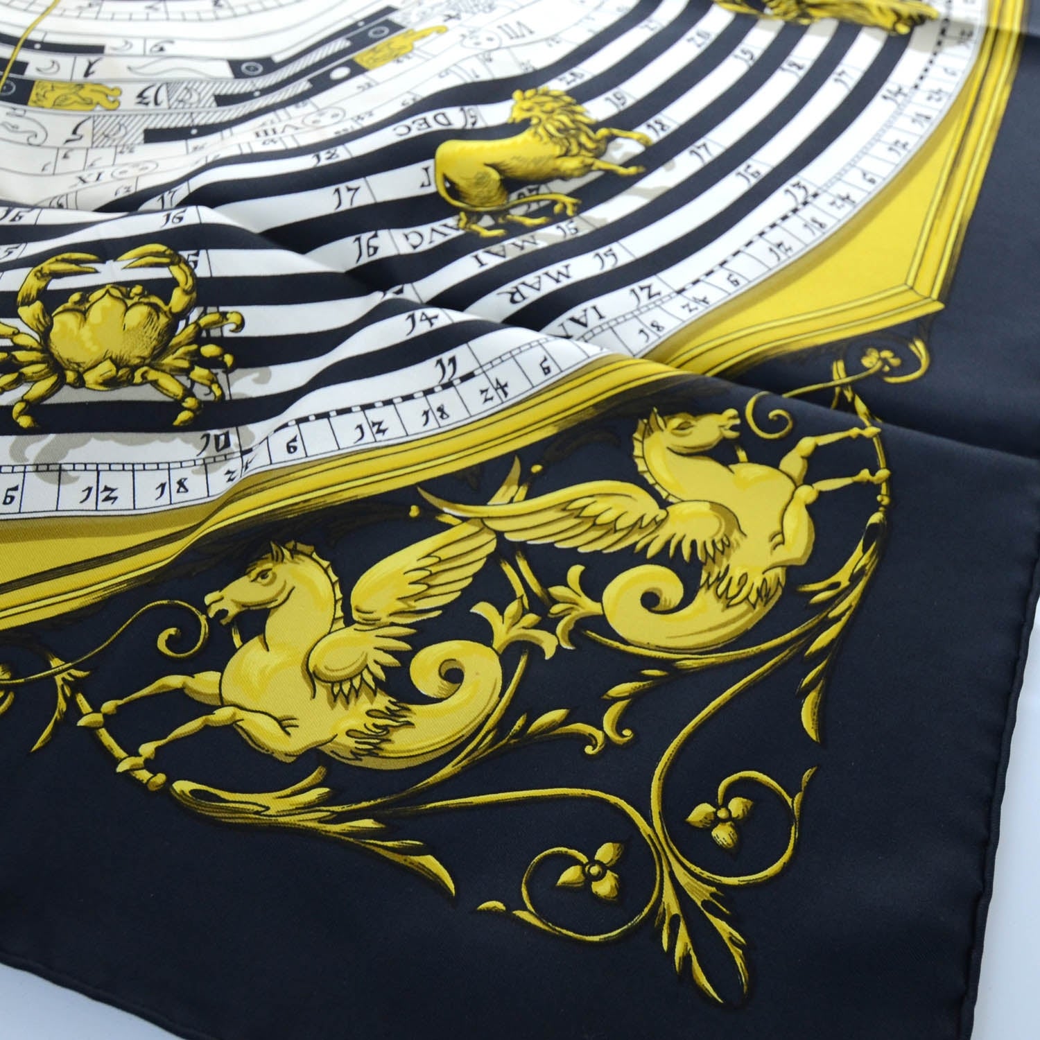 Hermes Silk Dies et Hore Scarf 90 4 of 5
