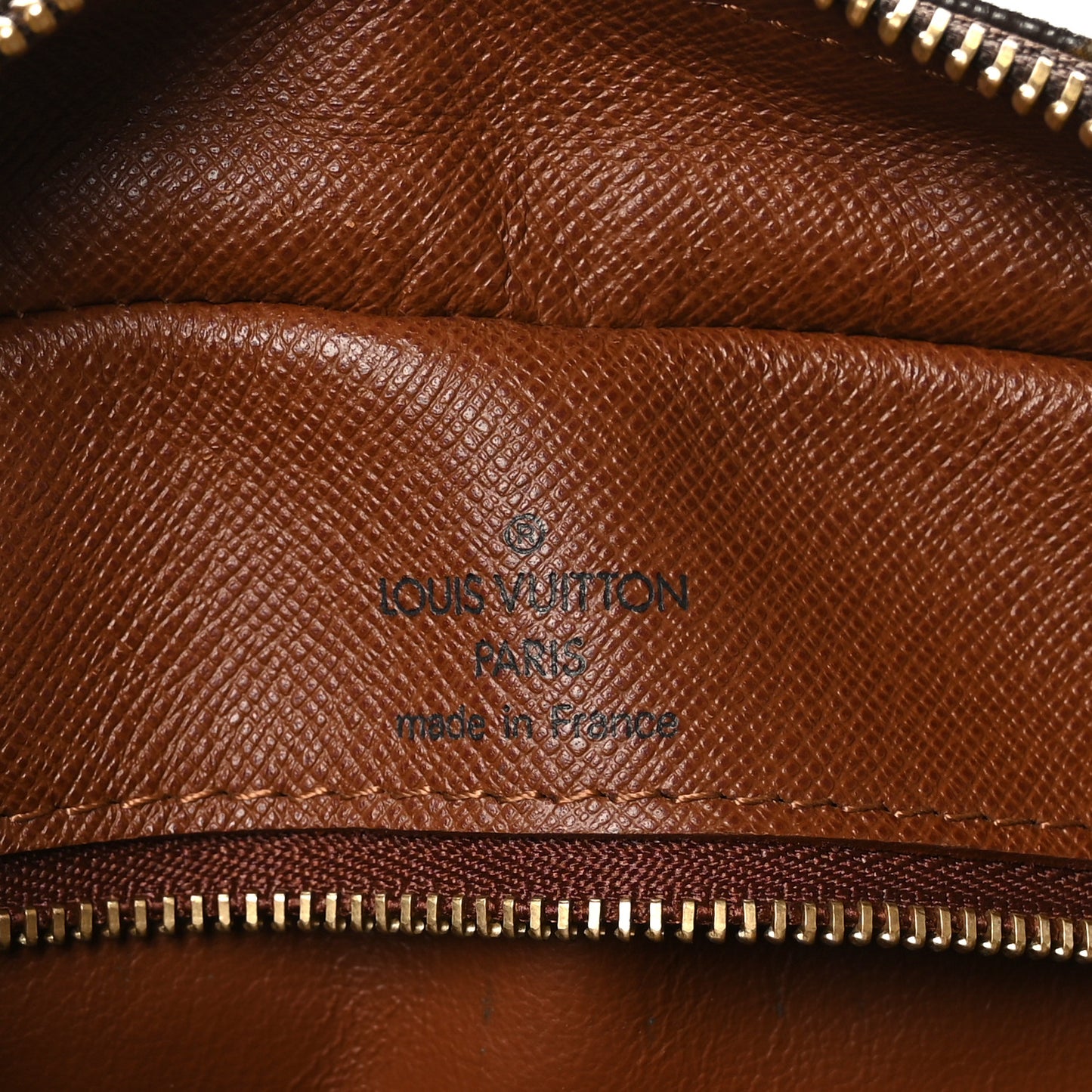 Monogram Nil 28
