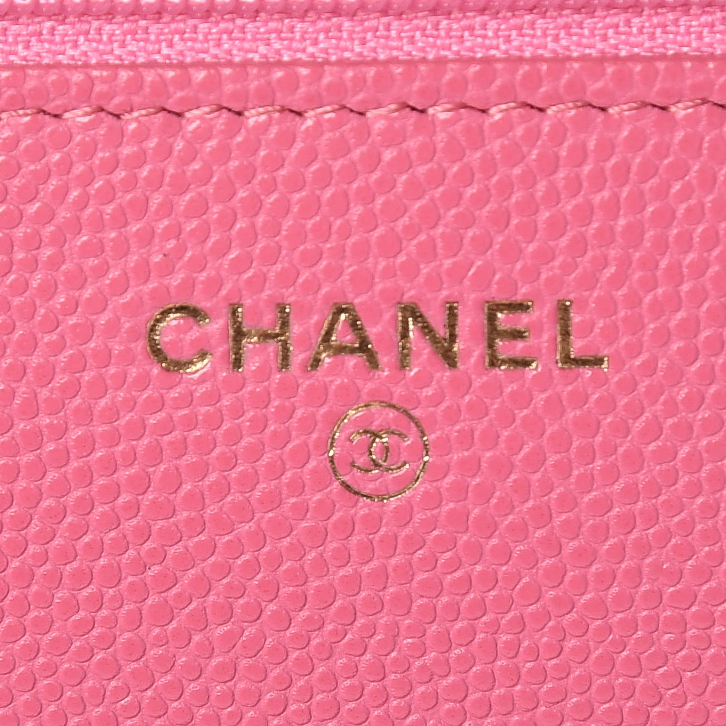 Caviar Quilted Wallet on Chain WOC Pink
