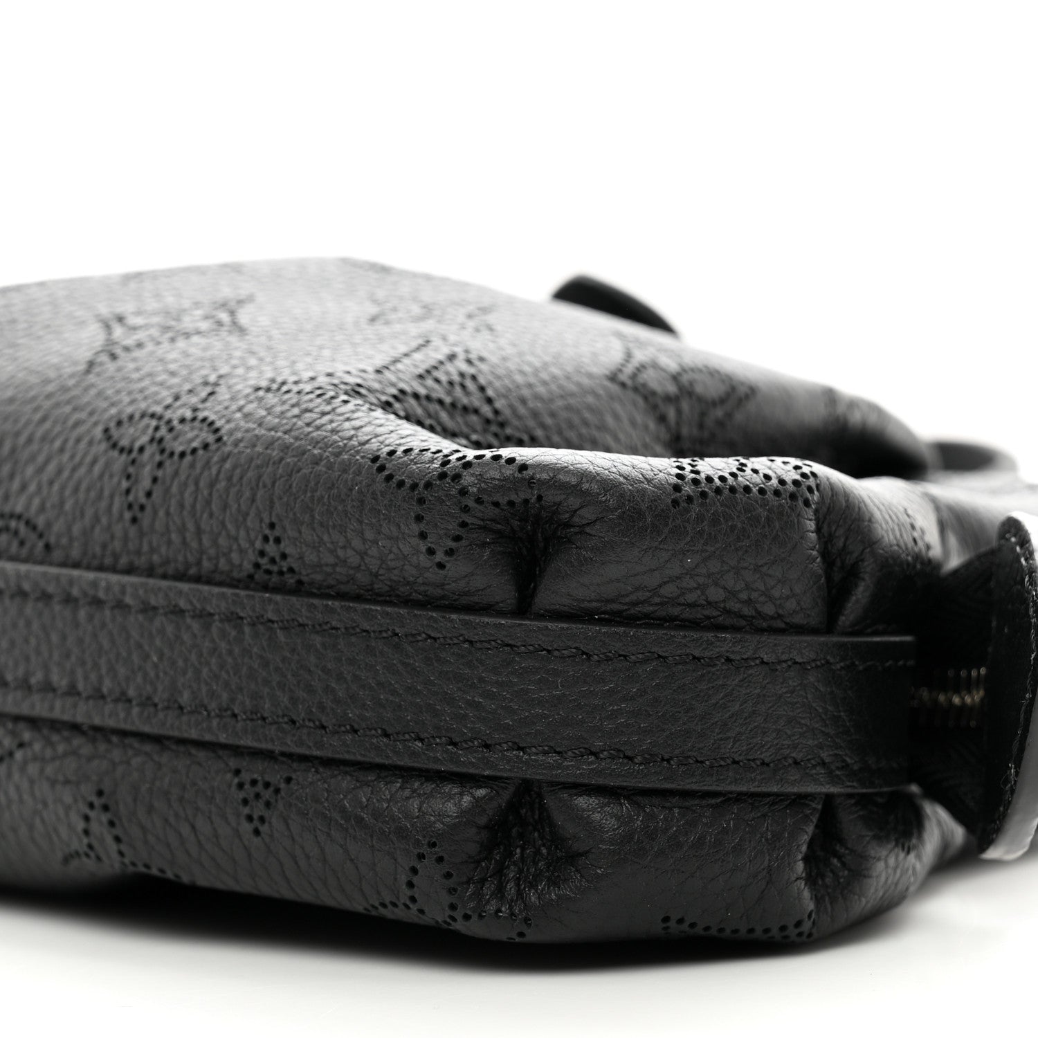 Louis Vuitton Mahina Scala Mini Pouch Black 10 of 11