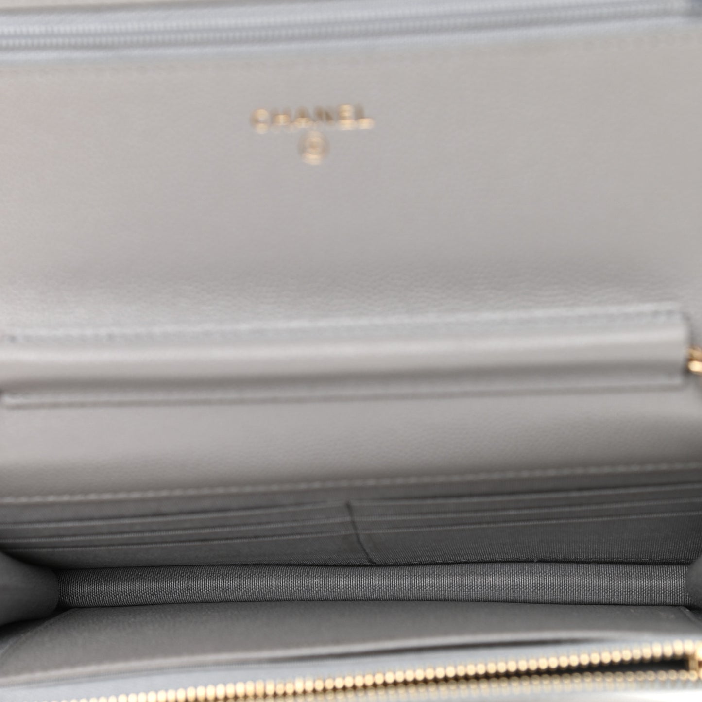 Caviar Quilted Golden Class Wallet On Chain WOC Gray