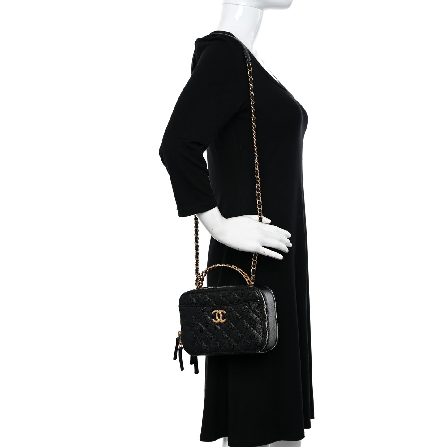 Caviar Quilted Small Pick Me Up Vanity Case Black