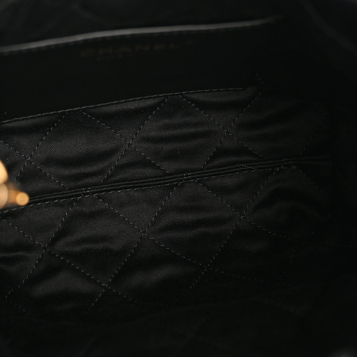 Shiny Calfskin Quilted Mini Chanel 22 Black
