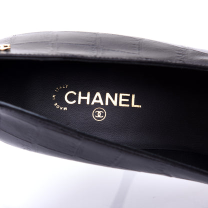 Chanel Crocodile Embossed Crumpled Patent Cap Toe Pumps 39.5 Black 7 of 13