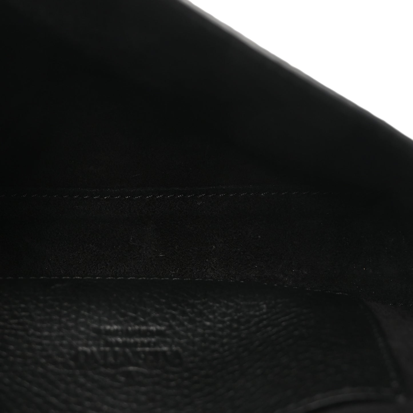 Pebbled Calfskin Medium Rockstud Flip Lock Crossbody Bag Black