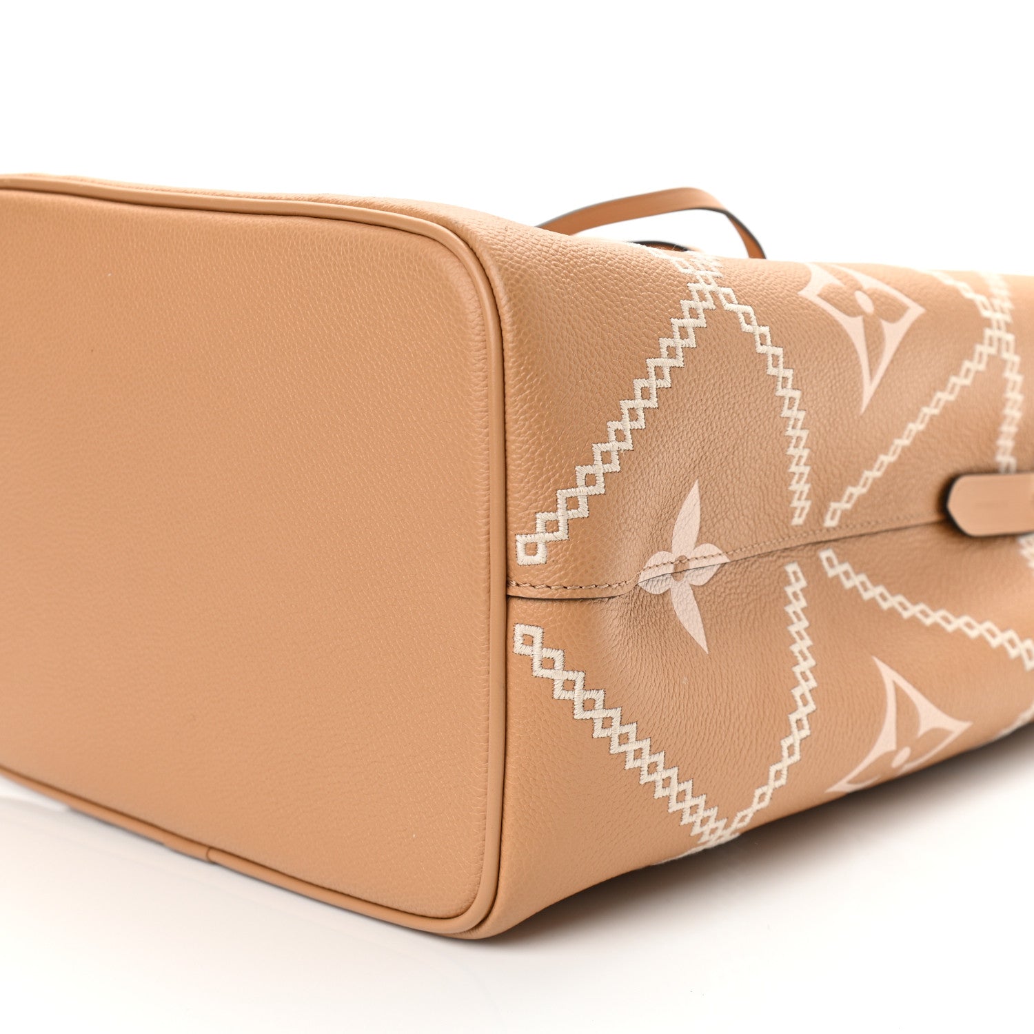 Louis Vuitton Empreinte Monogram Giant Broderies Neonoe MM Arizona 10 of 10