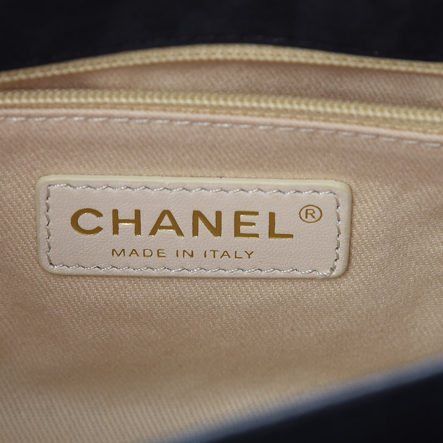 Chanel Iridescent Calfskin Quilted Small Chic Quilt Flap Black 6 of 10