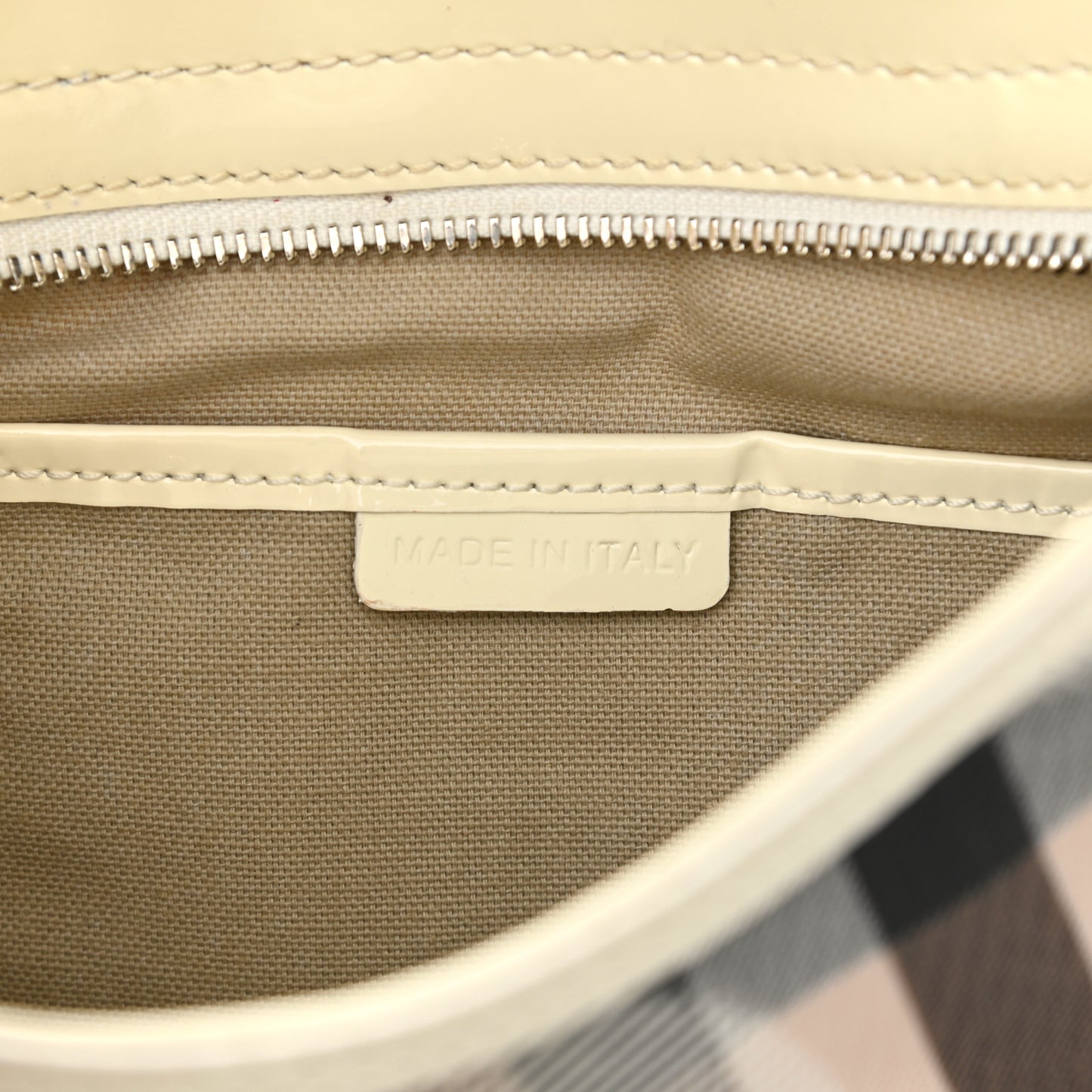 Patent Supernova Check Hearts Hobo White