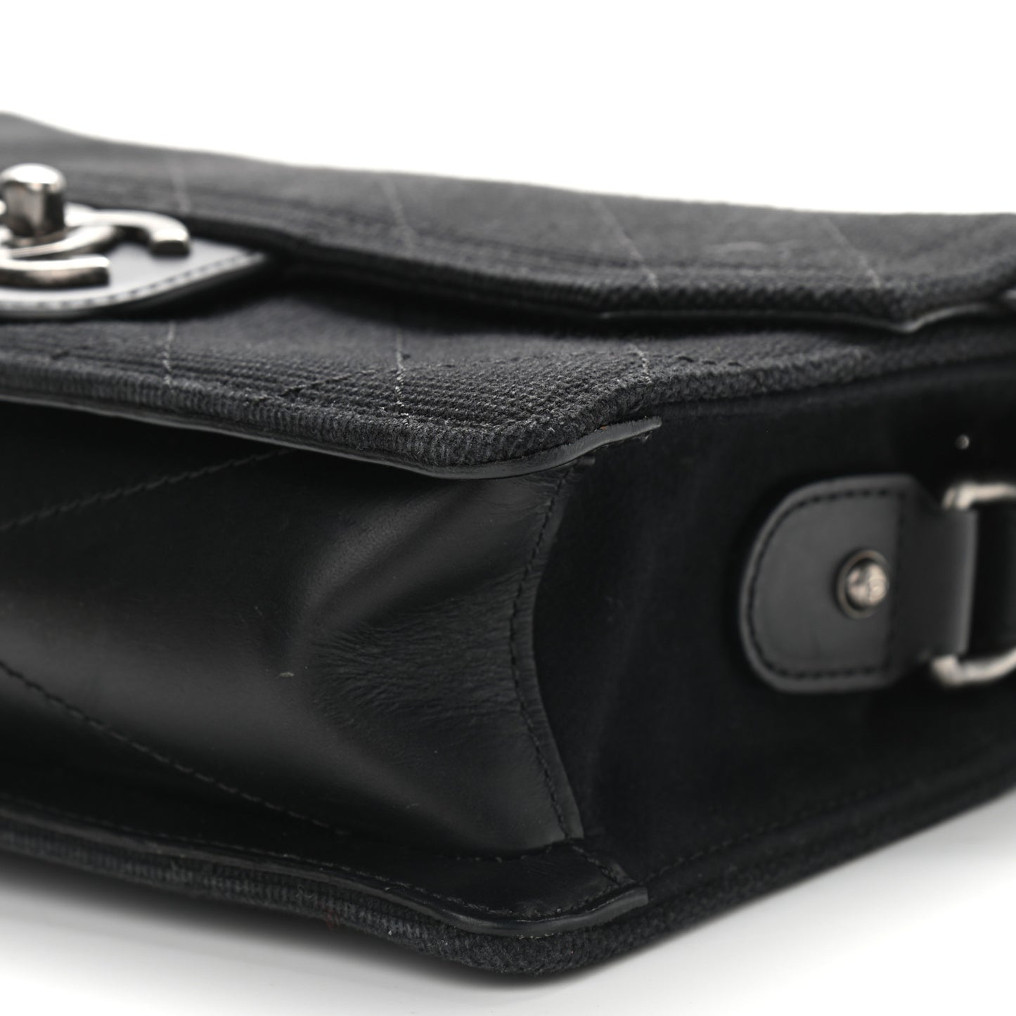 Canvas Calfskin Quilted 2-Way Flap Black