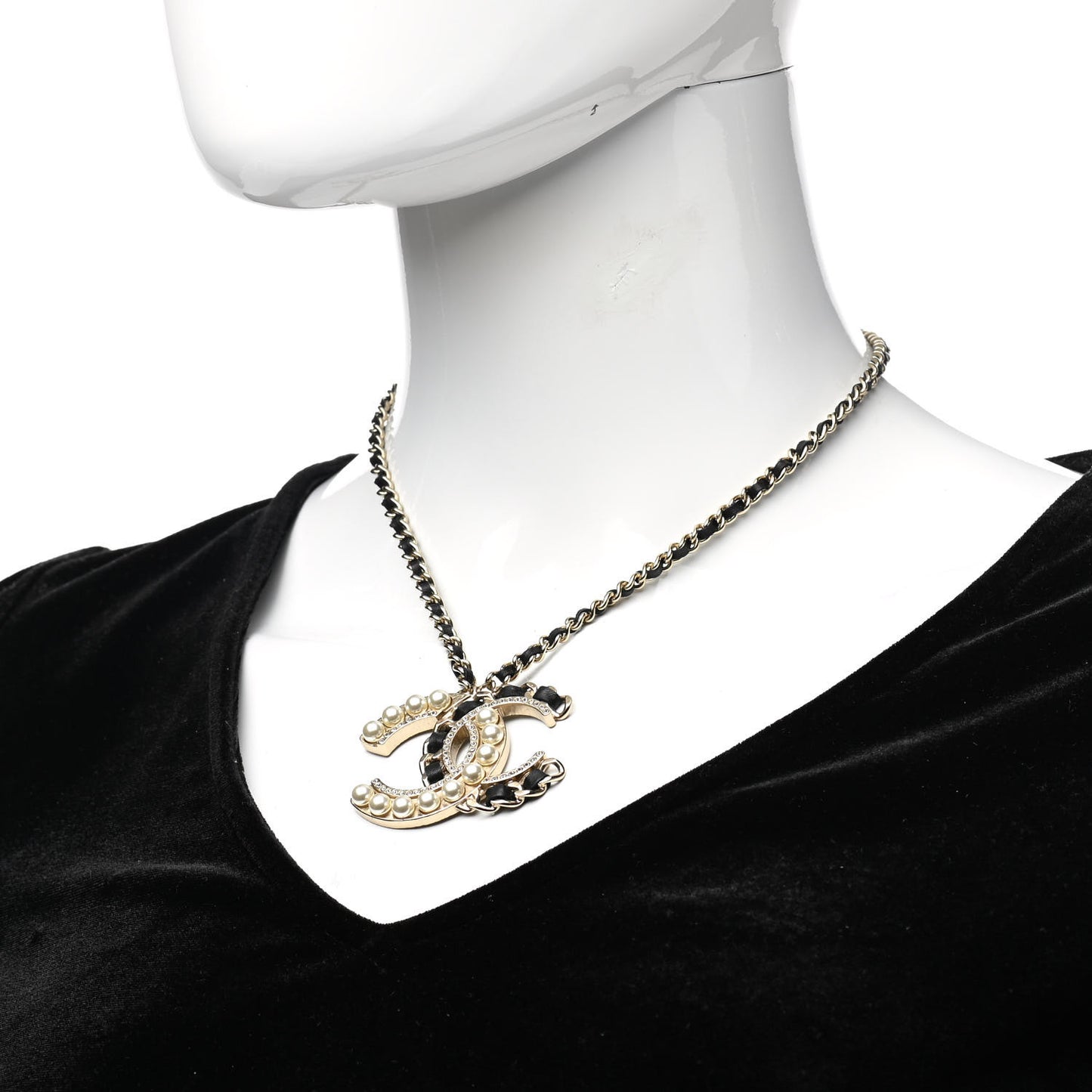 Pearl Crystal Lambskin Chain CC Short Necklace Black Gold