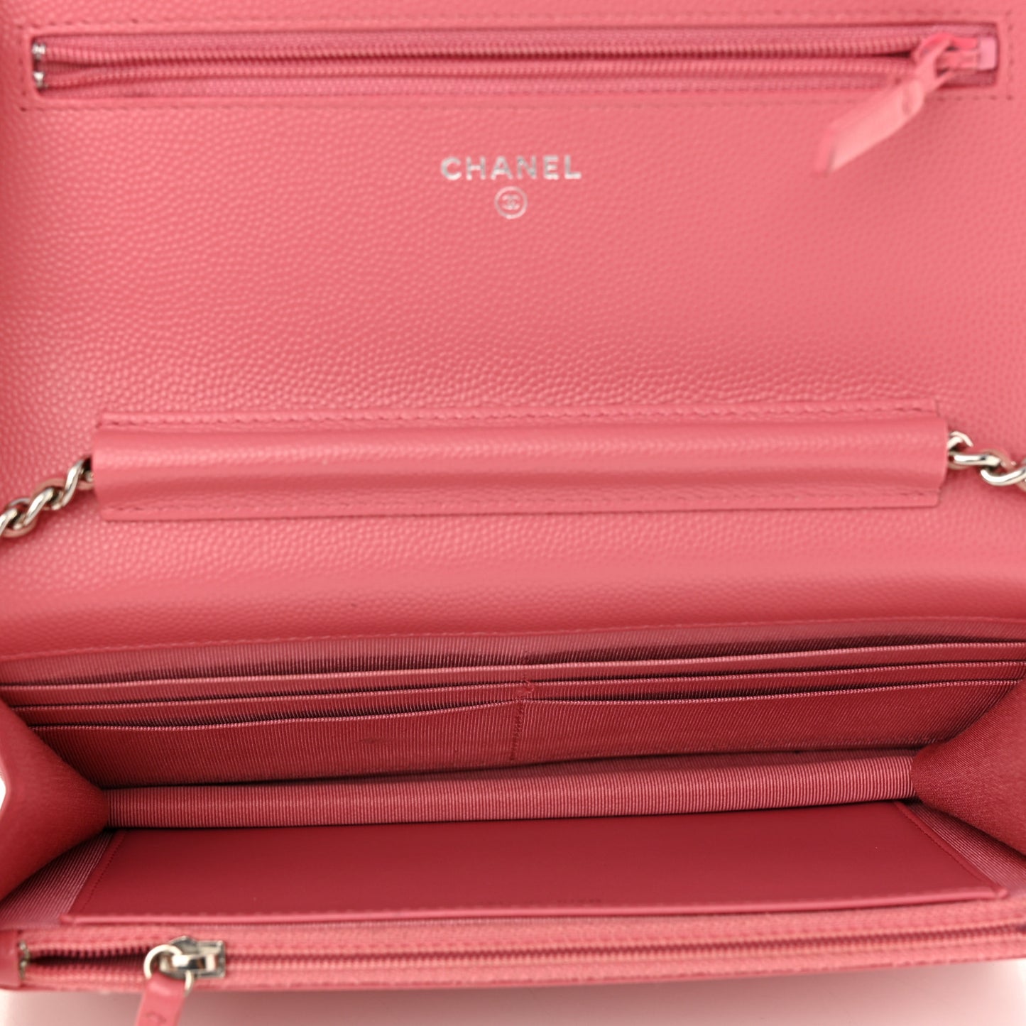 Caviar Chevron Quilted Wallet On Chain WOC Pink