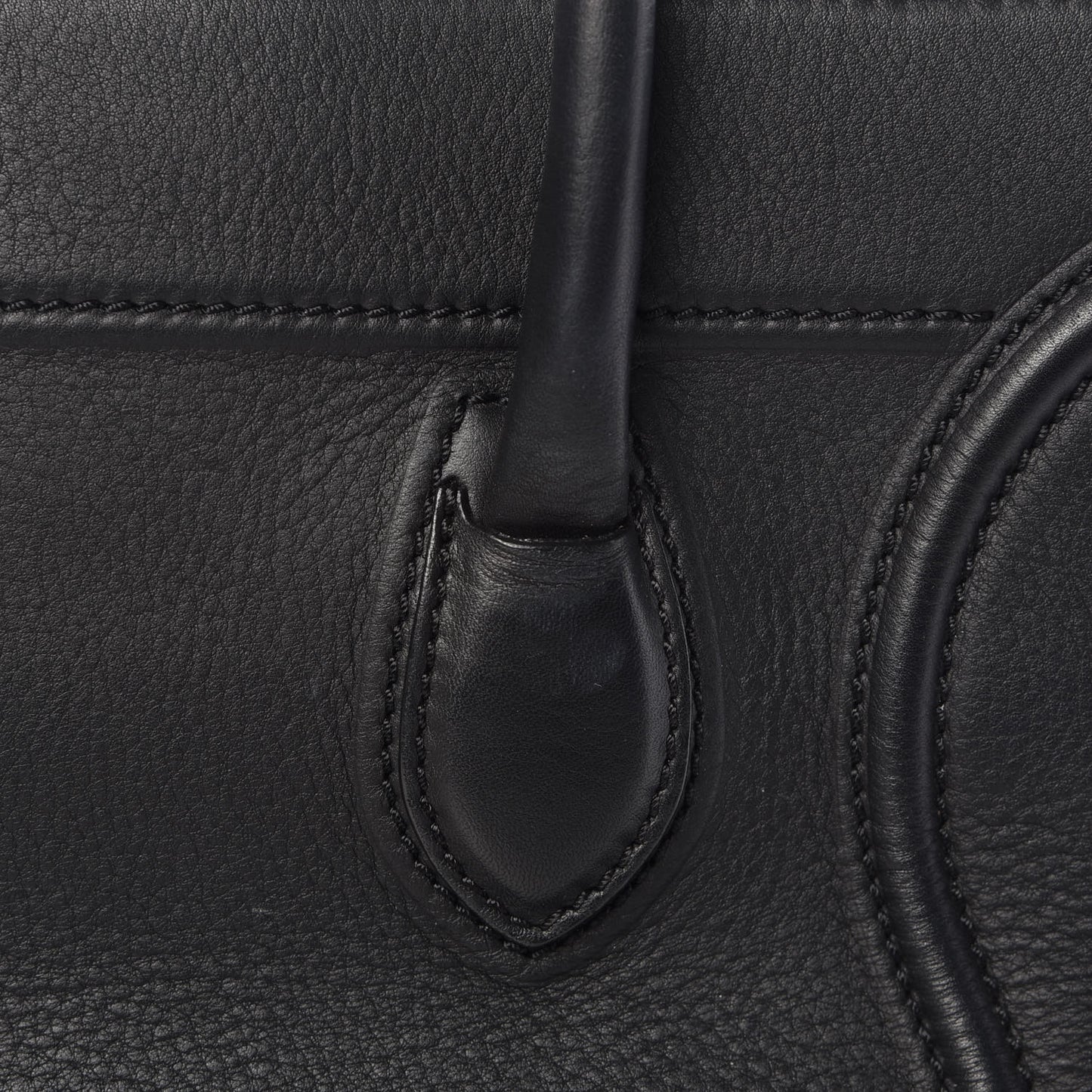 Supple Calfskin Medium Phantom Luggage Black