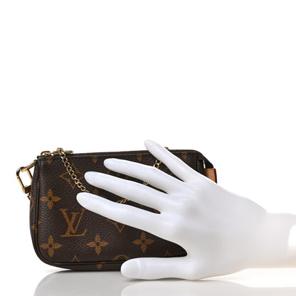 Louis Vuitton Monogram Mini Pochette Accessories 3 of 7