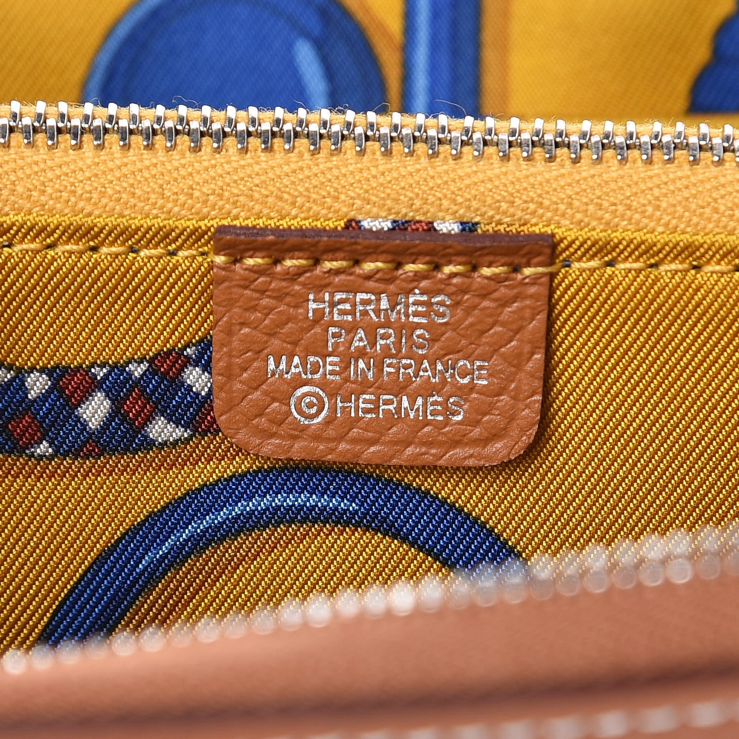 Epsom Silk'in Compact Wallet Gold