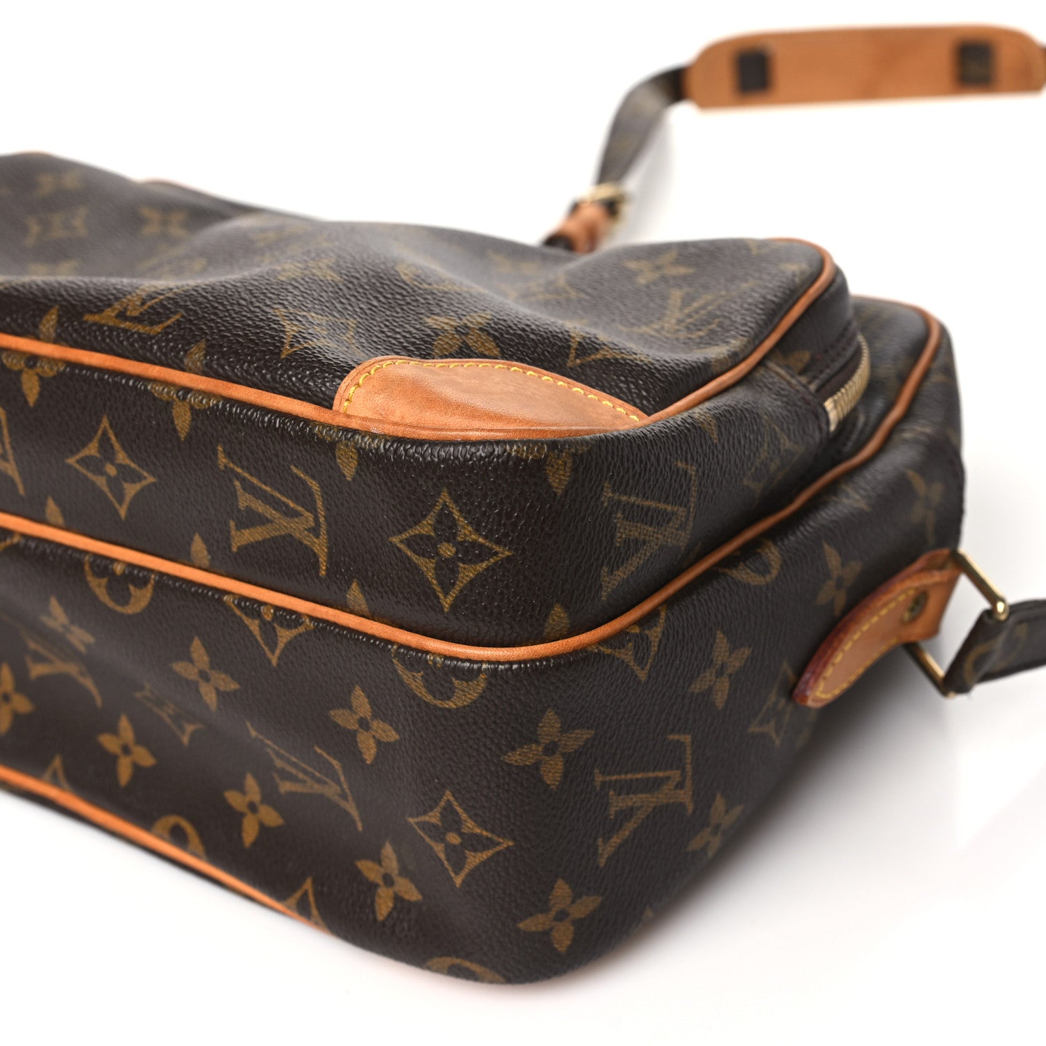 Louis Vuitton Monogram Nil 28 9 of 10