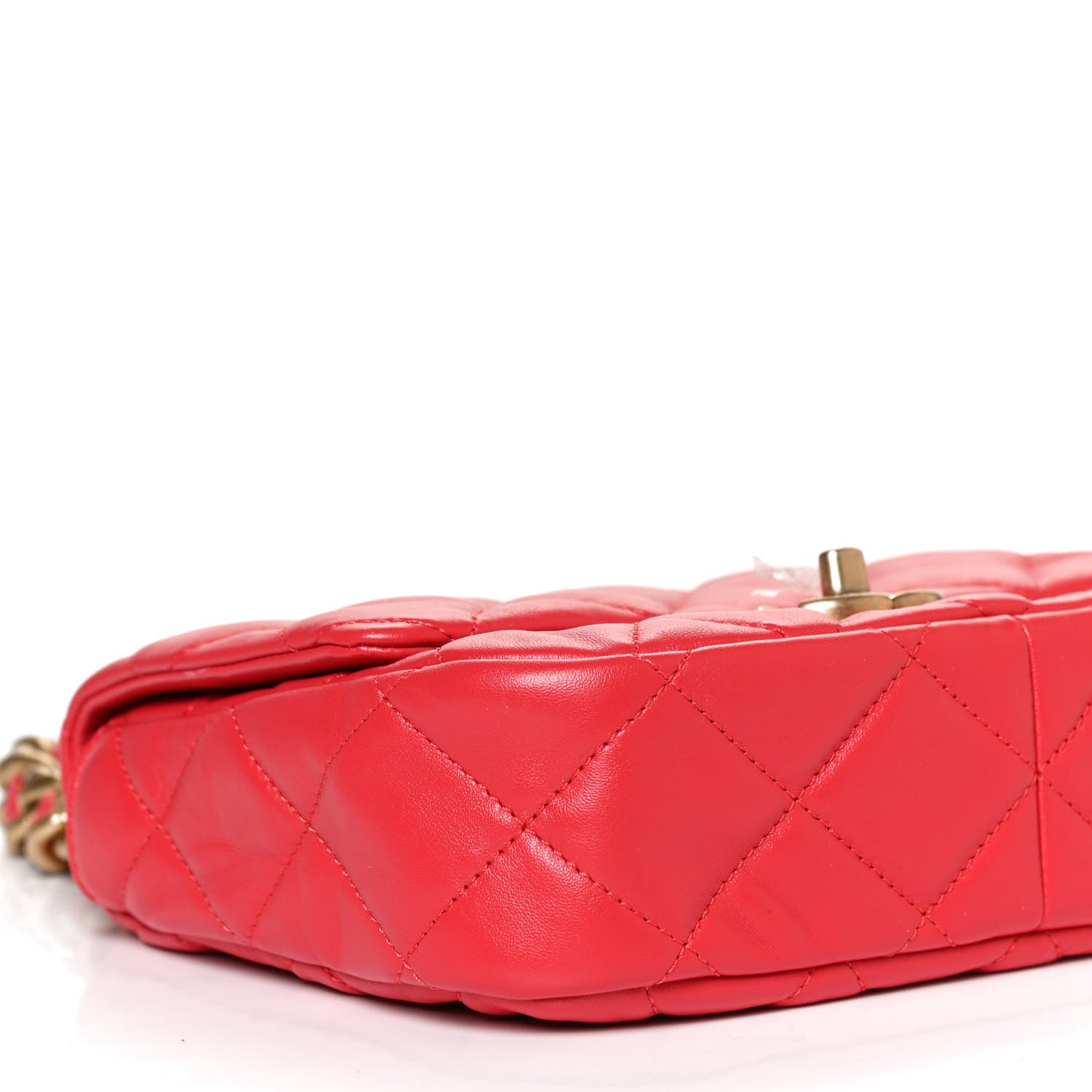 Lambskin Quilted Small Lacquered Chain Flap Red
