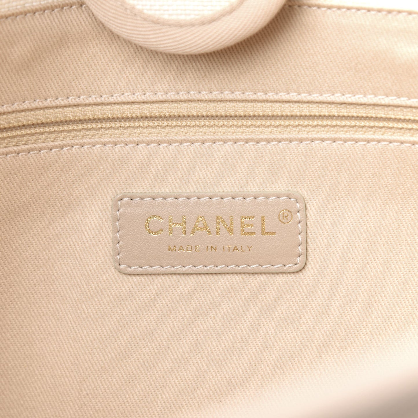 Straw Raffia Calfskin Striped Small Deauville Tote Beige