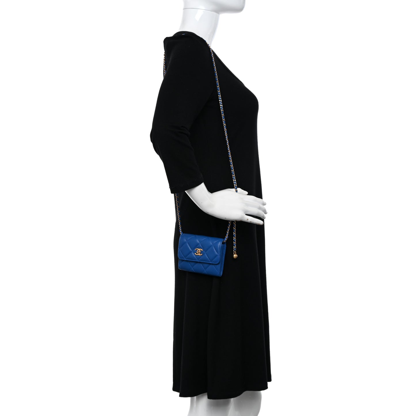Lambskin Quilted Pearl Crush Clutch With Chain Blue
